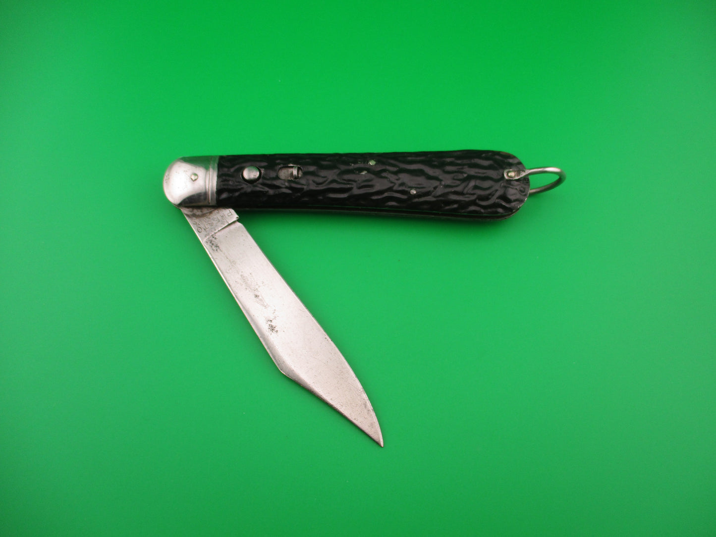 Presto MADE IN USA Vintage Paratrooper style Hunter Metal switchblade w lanyard