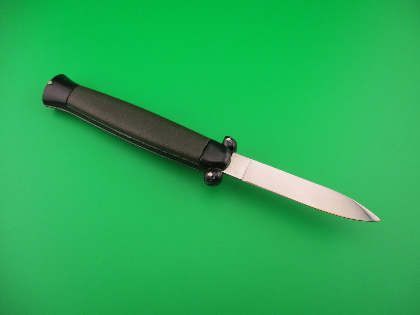 STAINLESS STEEL 20cm NATO MILITARY DA OTF green automatic knife black bolsters