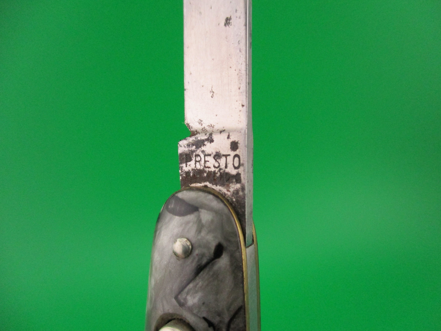 PRESTO Double #600 Smoke & Ice Celluloid vintage automatic knife