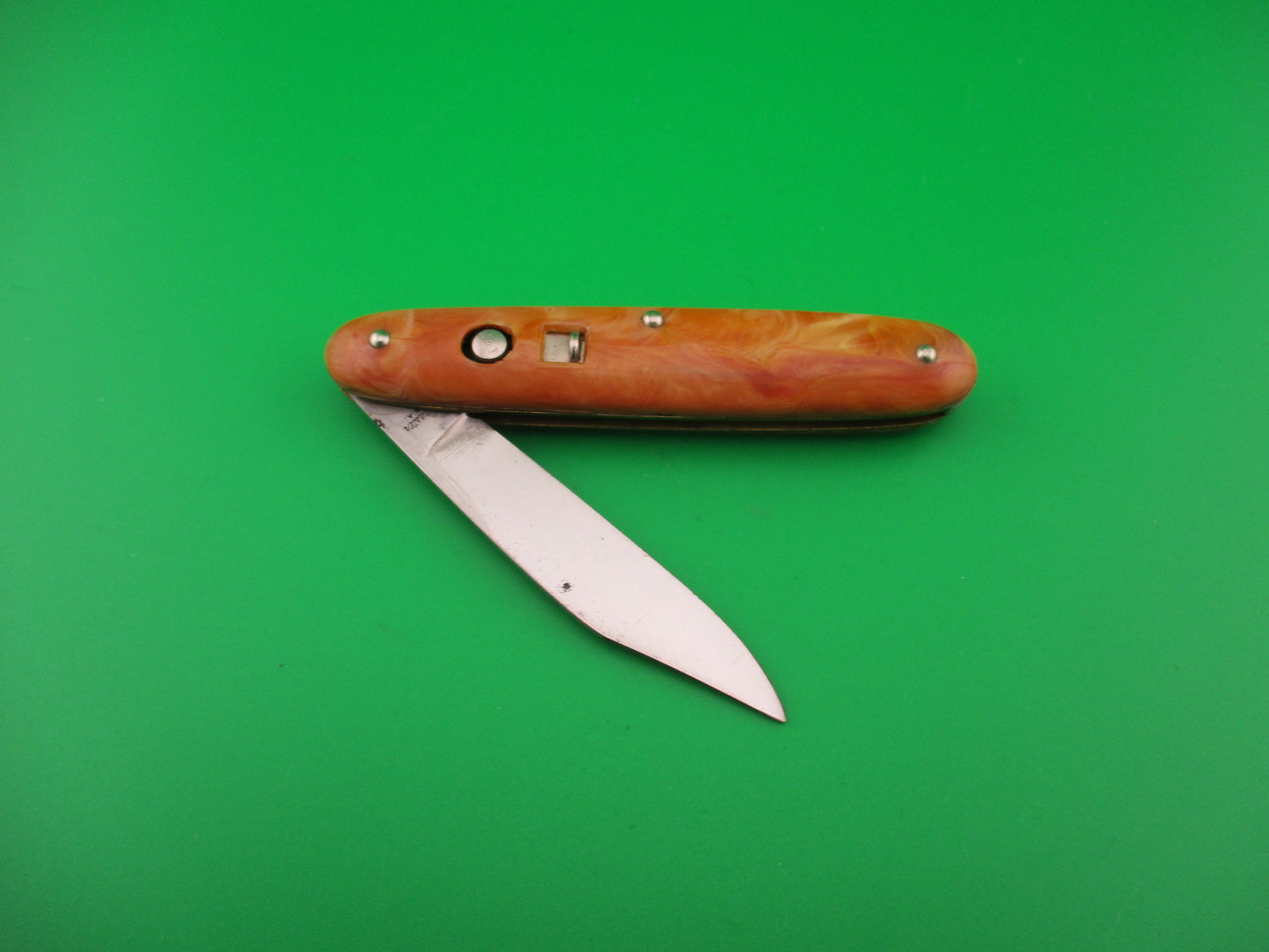 Edgemaster Cigar Jack 1940s Vintage Light Caramel swirl switchblade knife