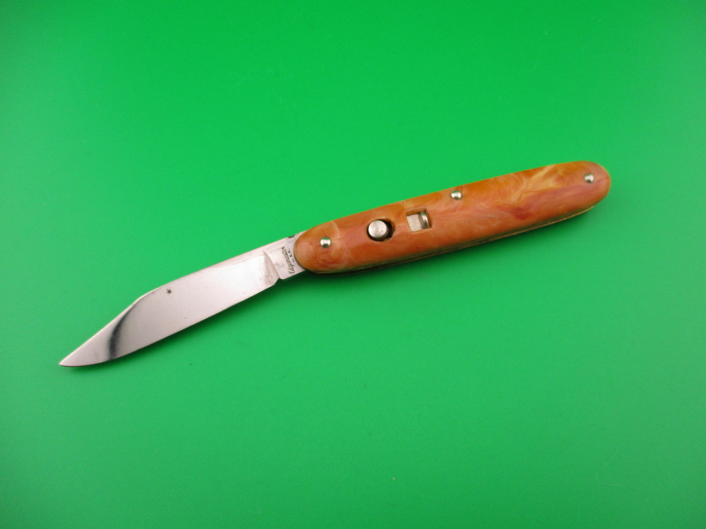 Edgemaster Cigar Jack 1940s Vintage Light Caramel swirl switchblade knife