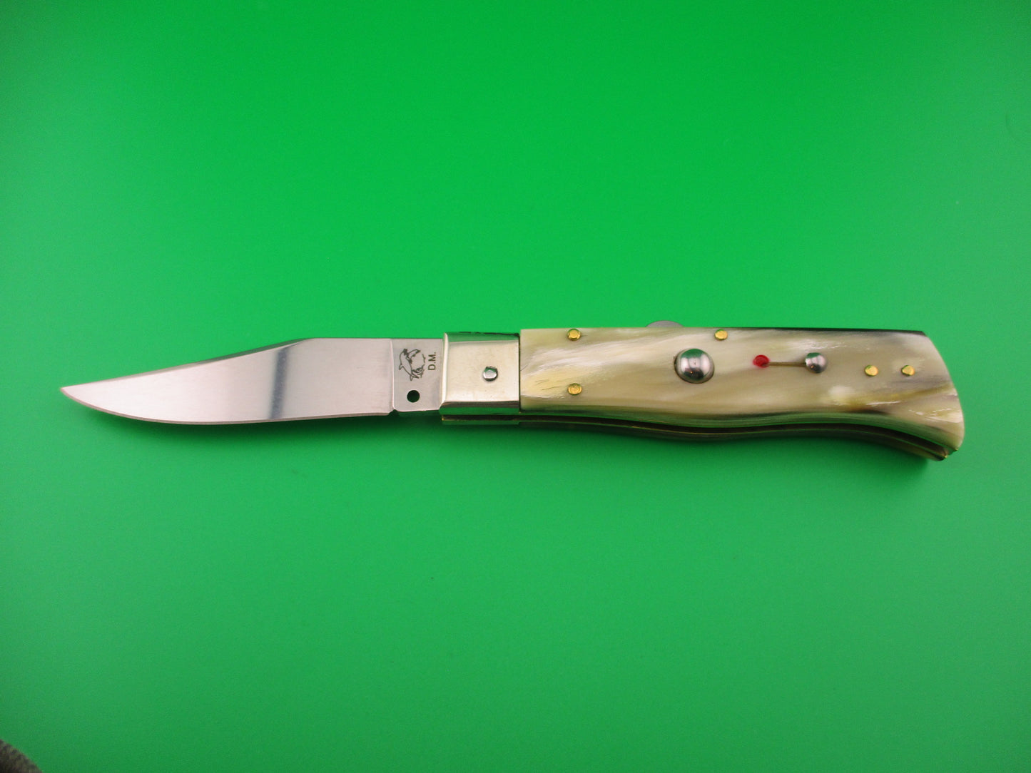 DM Dolphin 20cm Italian Humpback Red Dot Hunter Honey & Cream automatic knife