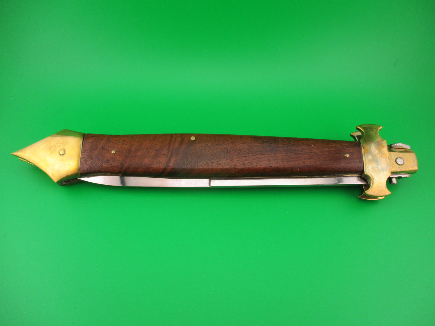 Customized 47cm Italian Picklock Medieval Brass Skull Crusher Large Automatic knife