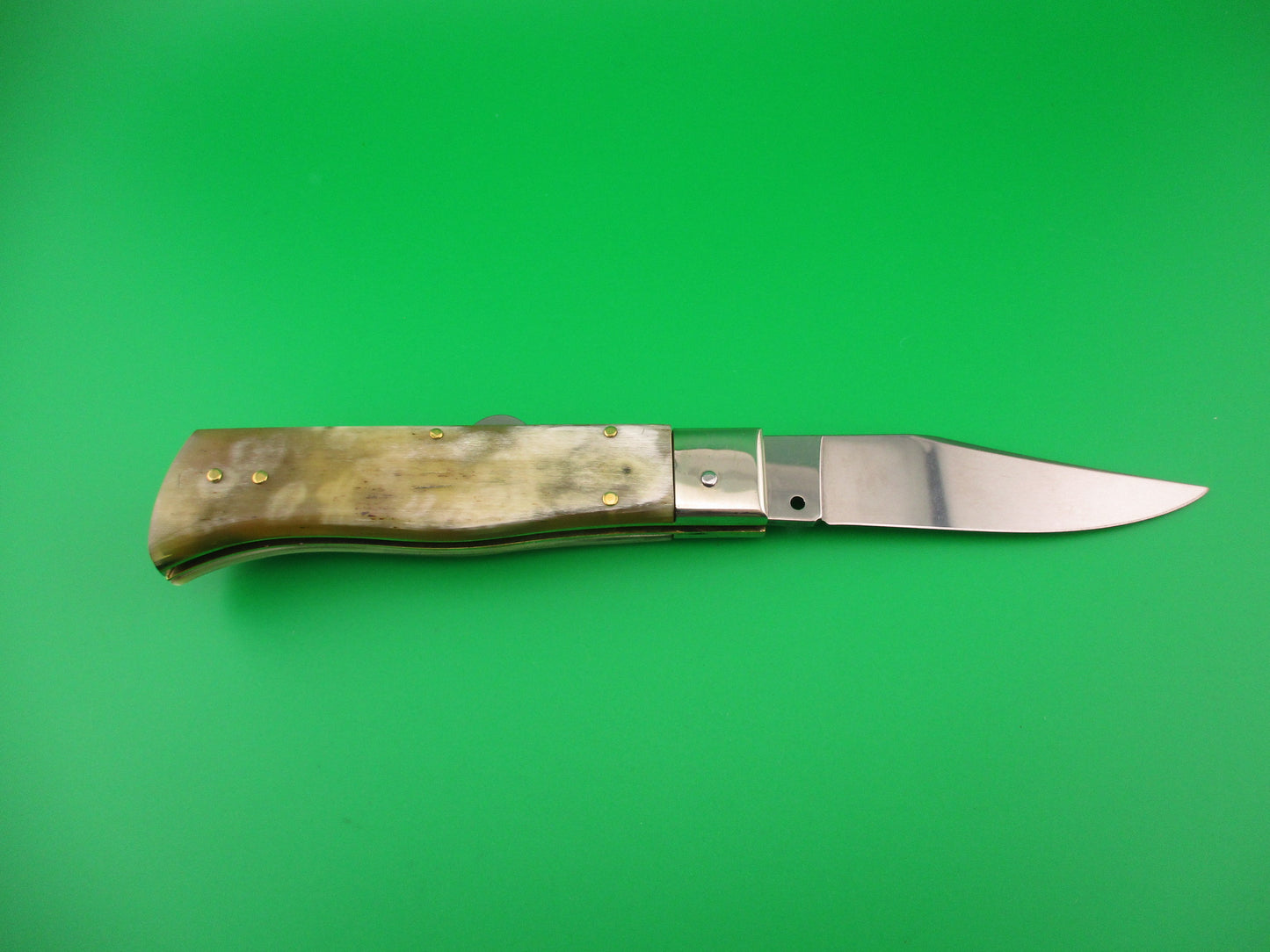 DM Dolphin 20cm Italian Humpback Red Dot Hunter Honey & Cream automatic knife