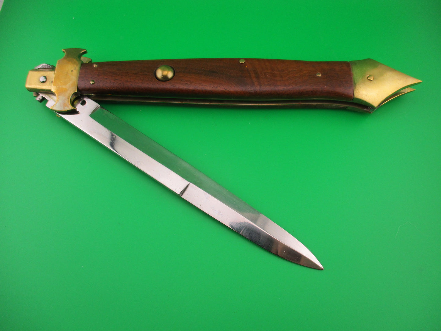 Customized 47cm Italian Picklock Medieval Brass Skull Crusher Large Automatic knife