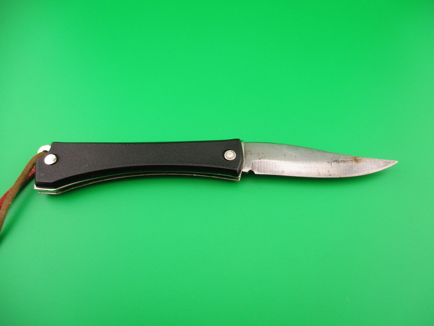 PASTOR ALEMAN 20cm Black Cord pull Coil Spring vintage automatic knife