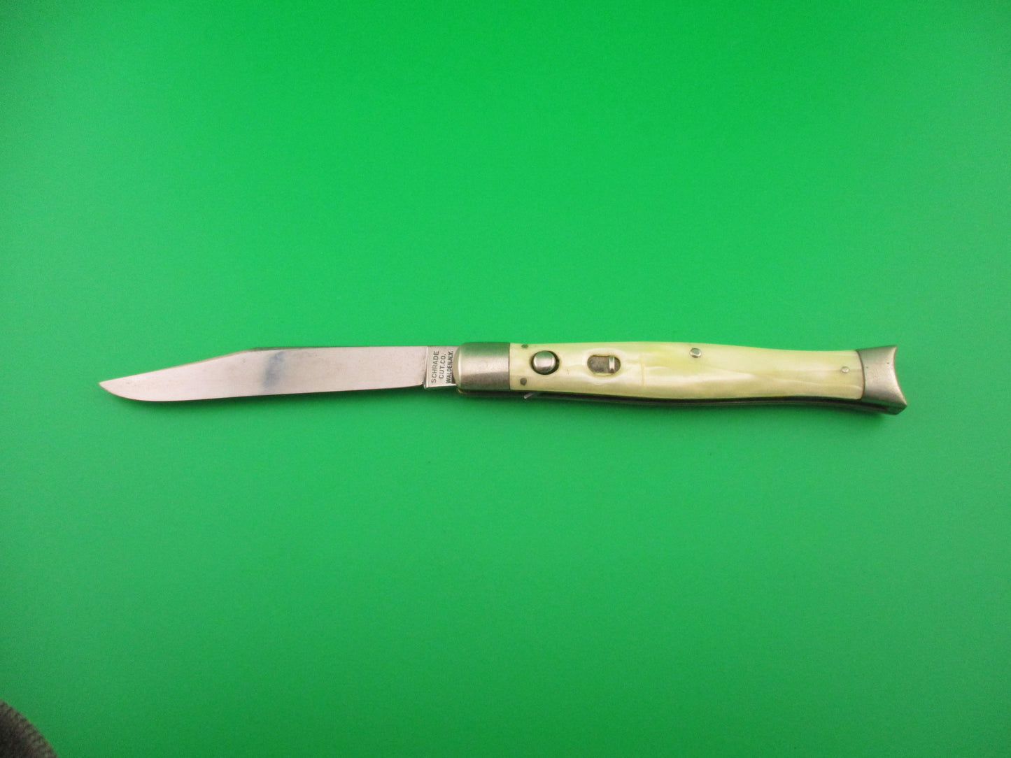 Schrade Cut Co 1514M Fishtail Marine Pearl vintage automatic knife
