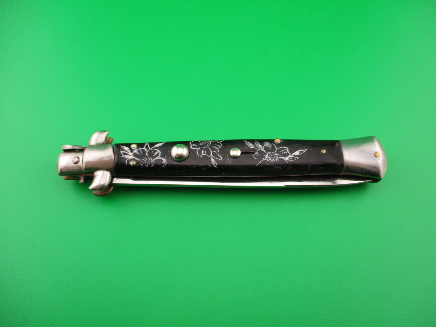 Rostfrei R-V 28cm Italian Stiletto Black Scrimshaw Koi Lotus blossoms automatic knife