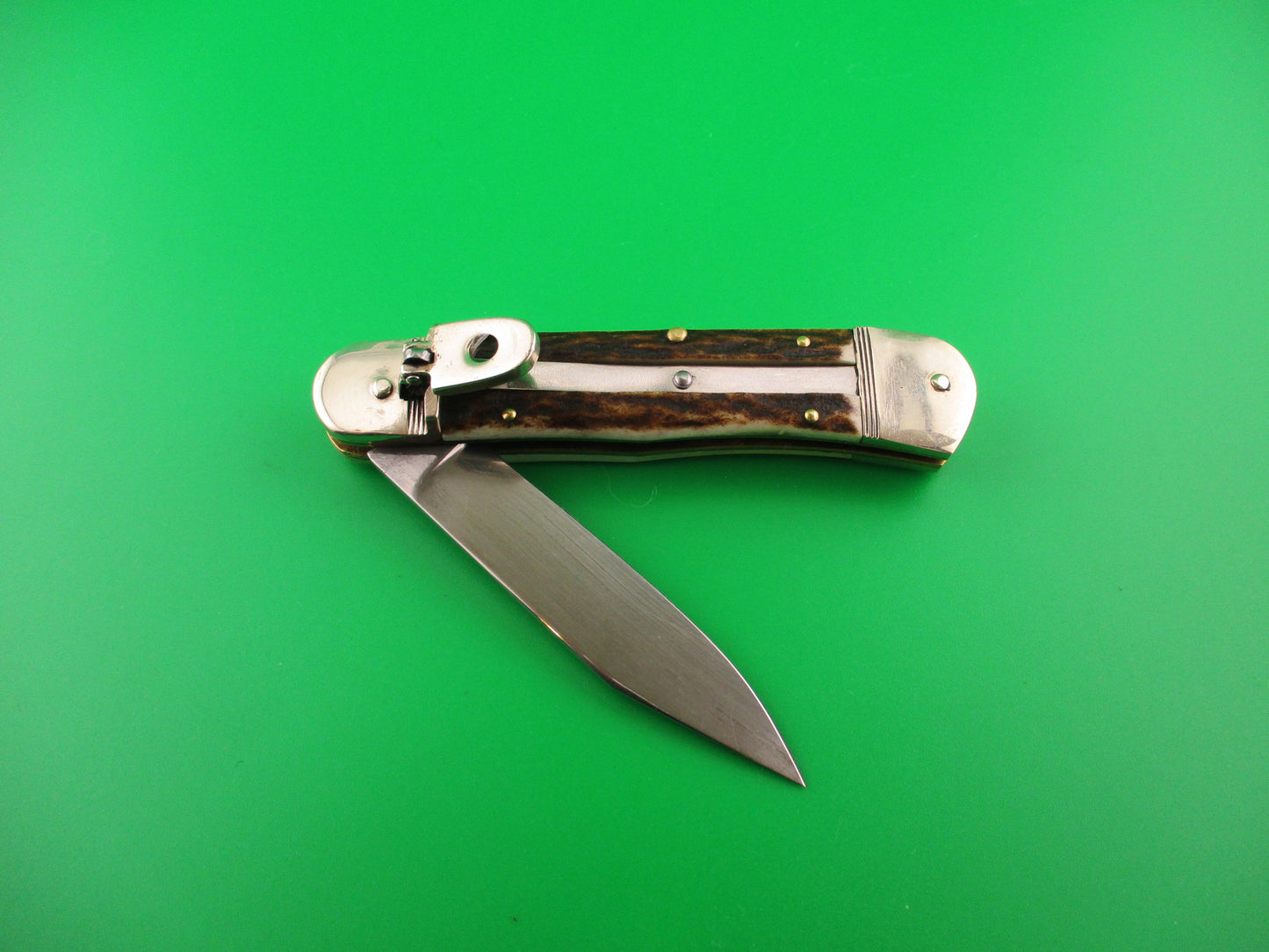 PUMA 210410 Springbok 10cm German Stag Lever automatic knife
