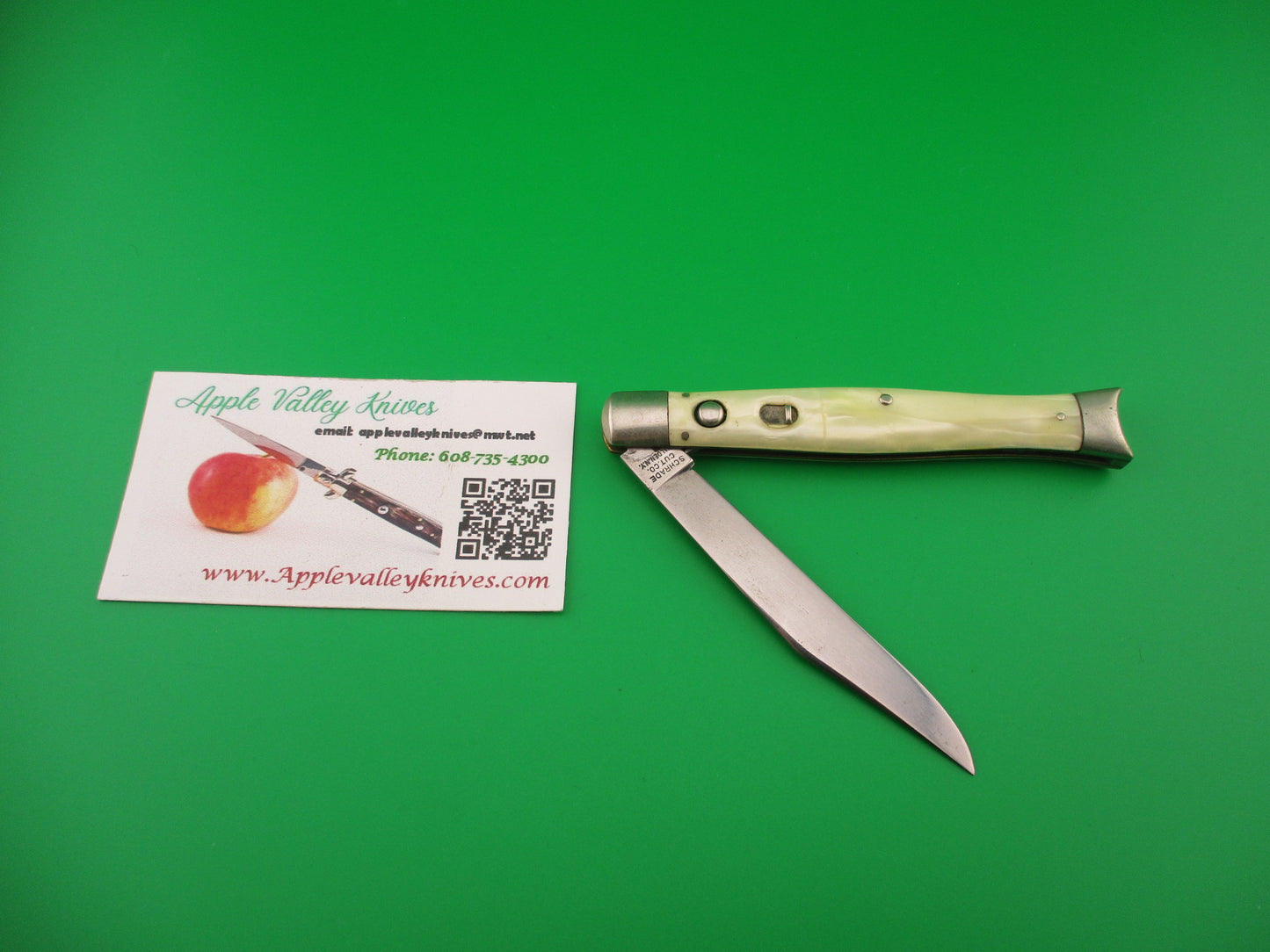 Schrade Cut Co 1514M Fishtail Marine Pearl vintage automatic knife