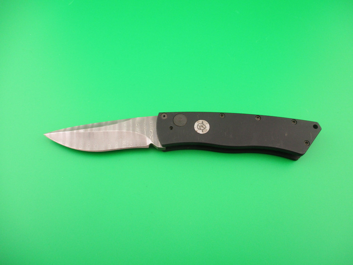 BREND WK 7 Inch White Wolf Damascus Coil Spring automatic knife