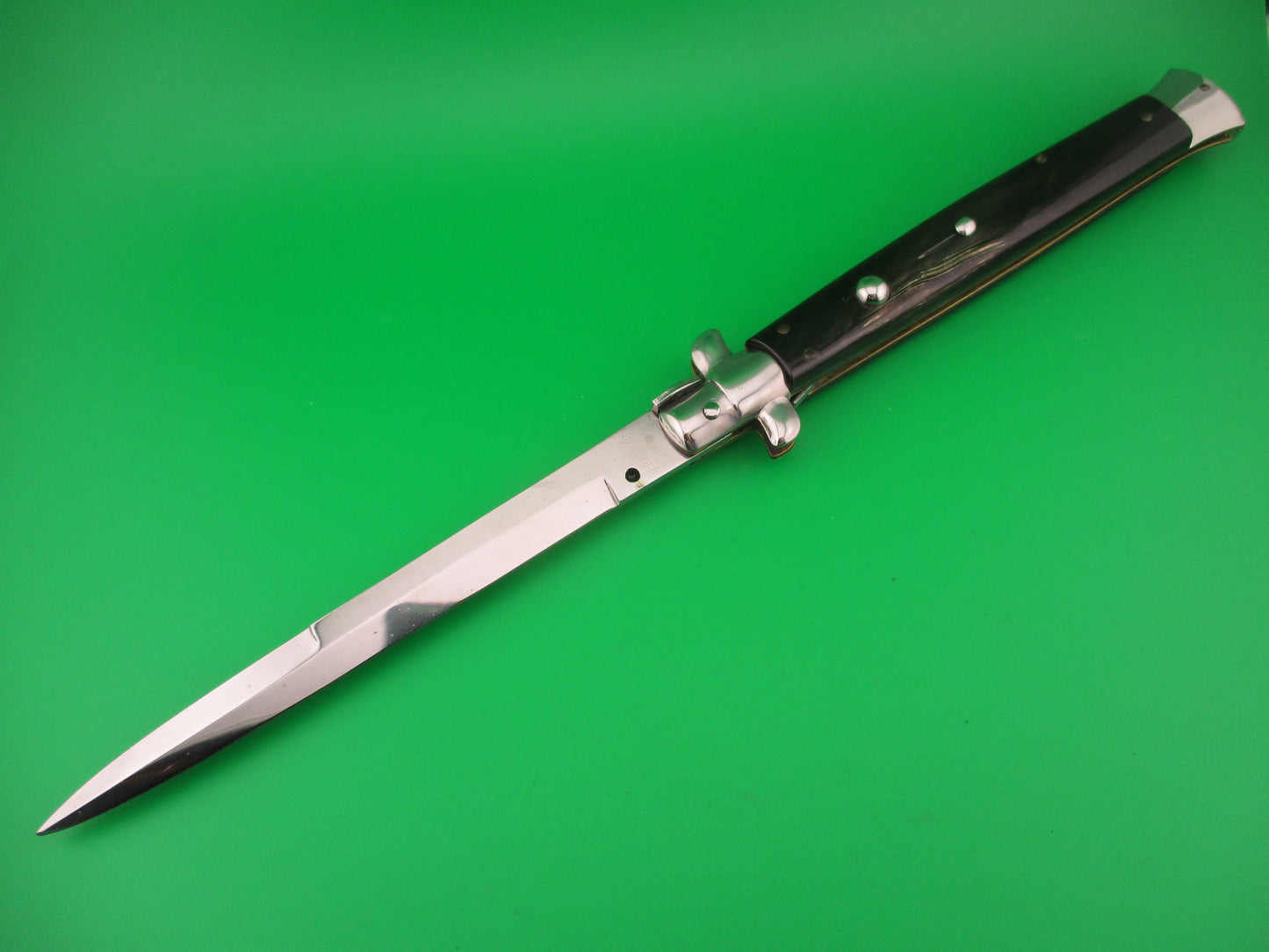 FRANK B 33cm Italian Stiletto horn bayonet swivel bolster automatic knife