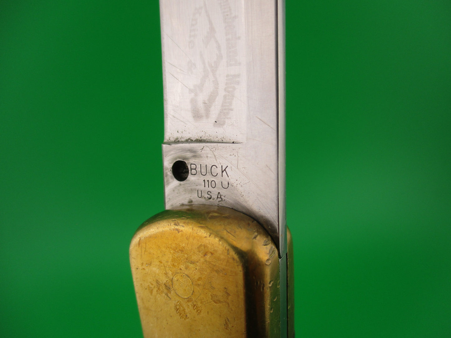 BUCK 110 USA Cumberland Mountain converted SA Round button Wood & Brass automatic knife