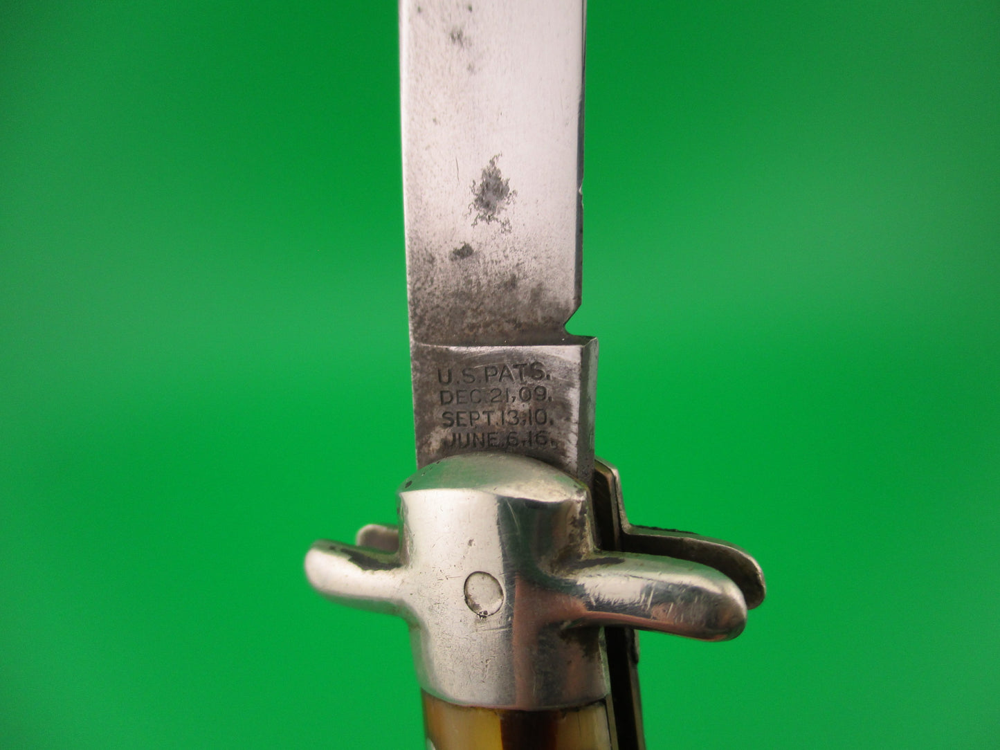 SCHRADE CUT CO Bowtie Butter & Molasses automatic knife