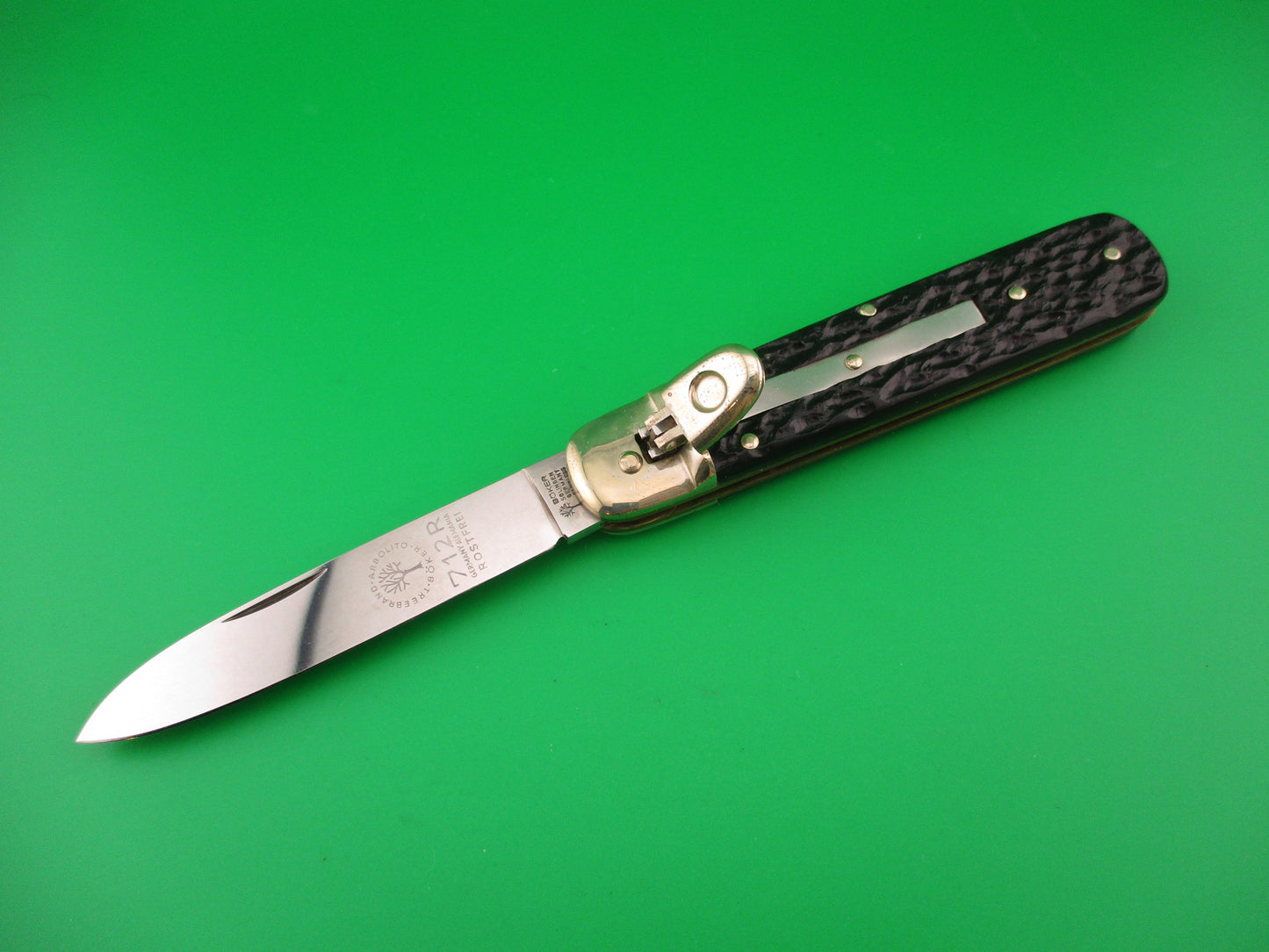 BOKER TREE BRAND CLASSIC 712R 11cm German Lever automatic knife Black stag NIB