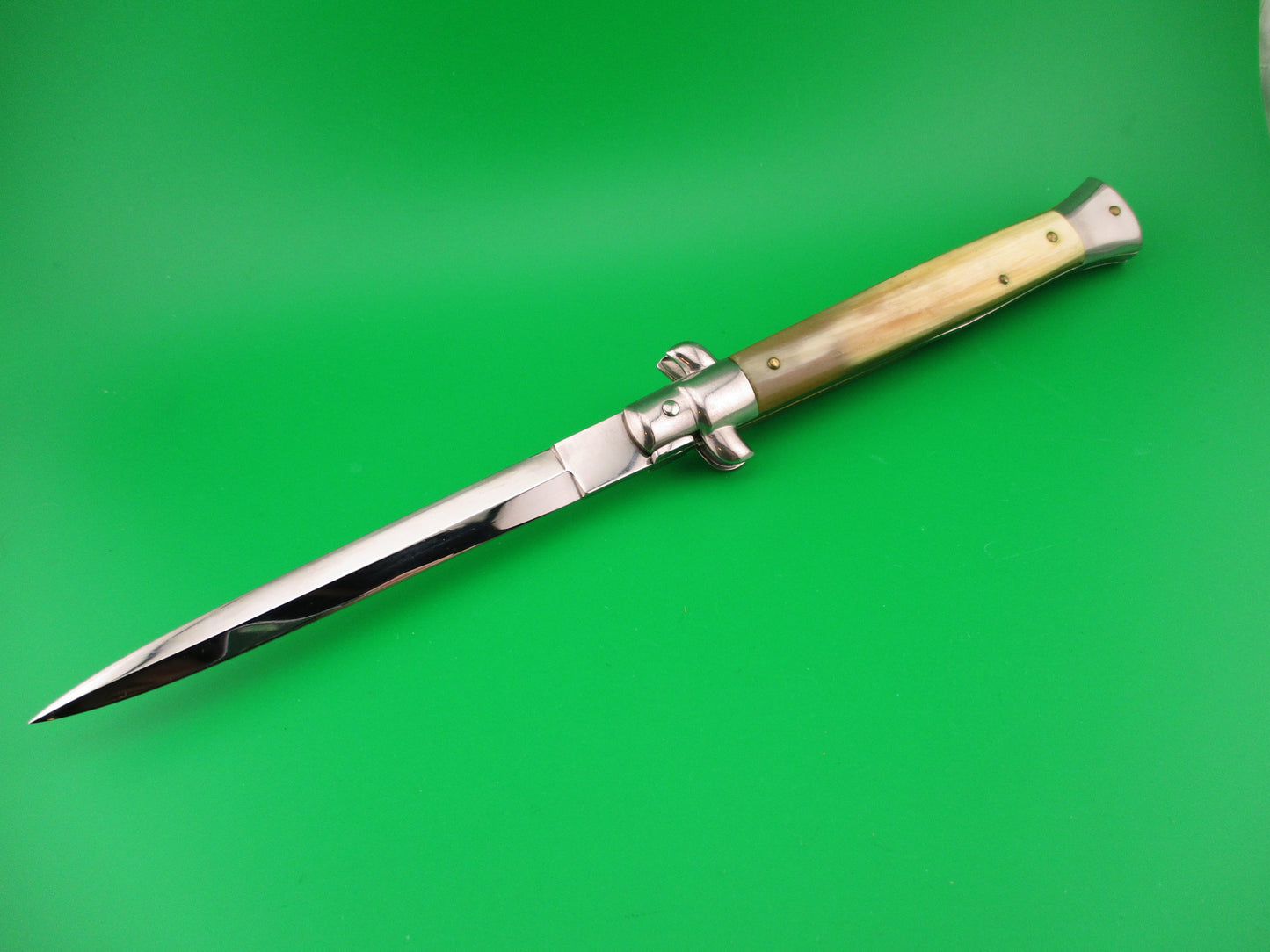 FRANK B ITALY 28cm Italian Dagger Grind Honey Horn swivel bolster automatic knife