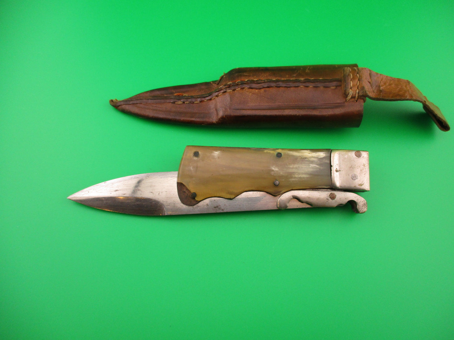 25cm Spanish Pig Sticker Vintage 1960s Automatic sheath knife w guards