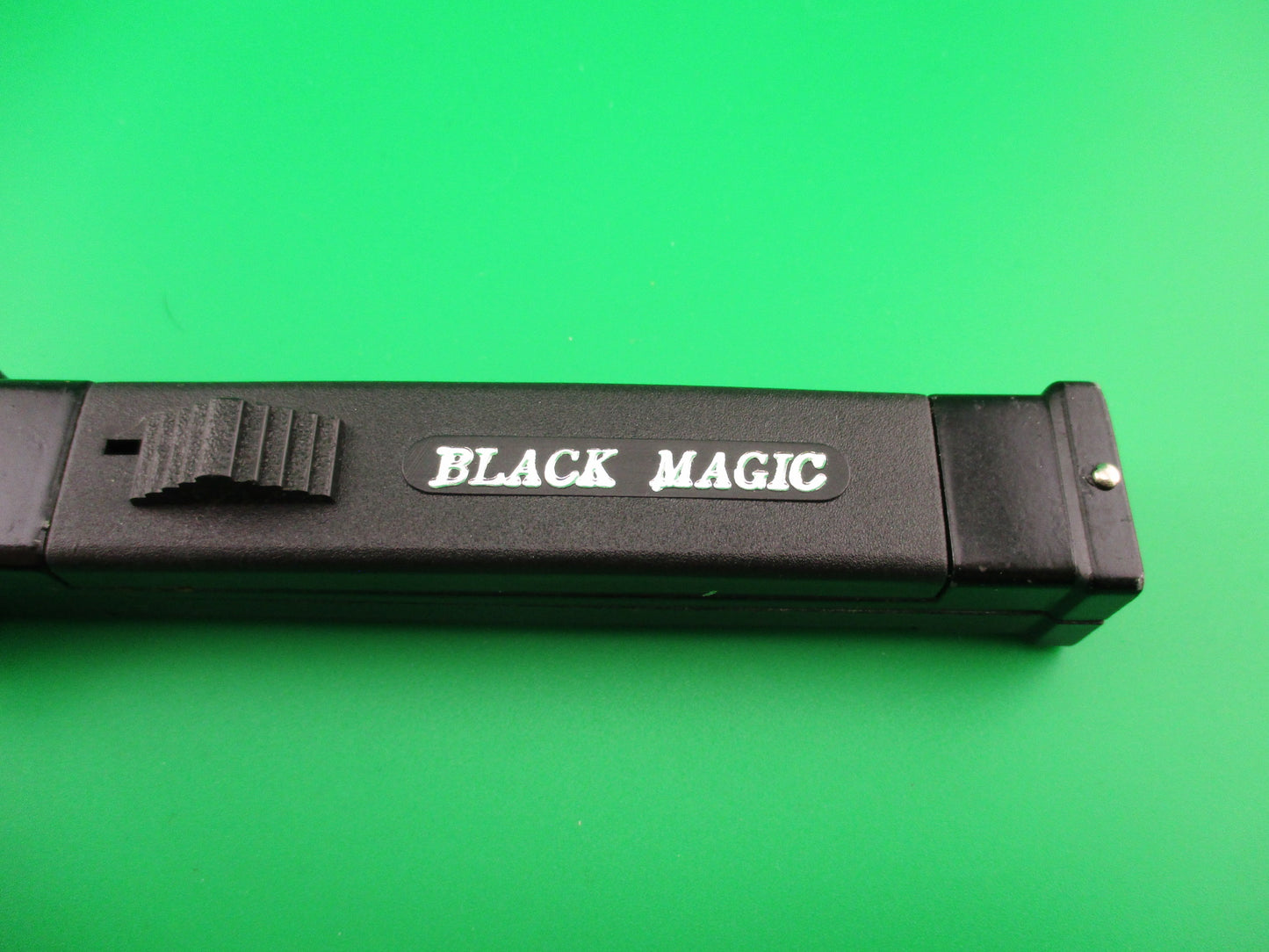 BLACK MAGIC KOREA 21cm Korean Fixed blade Retracting Guard automatic knife