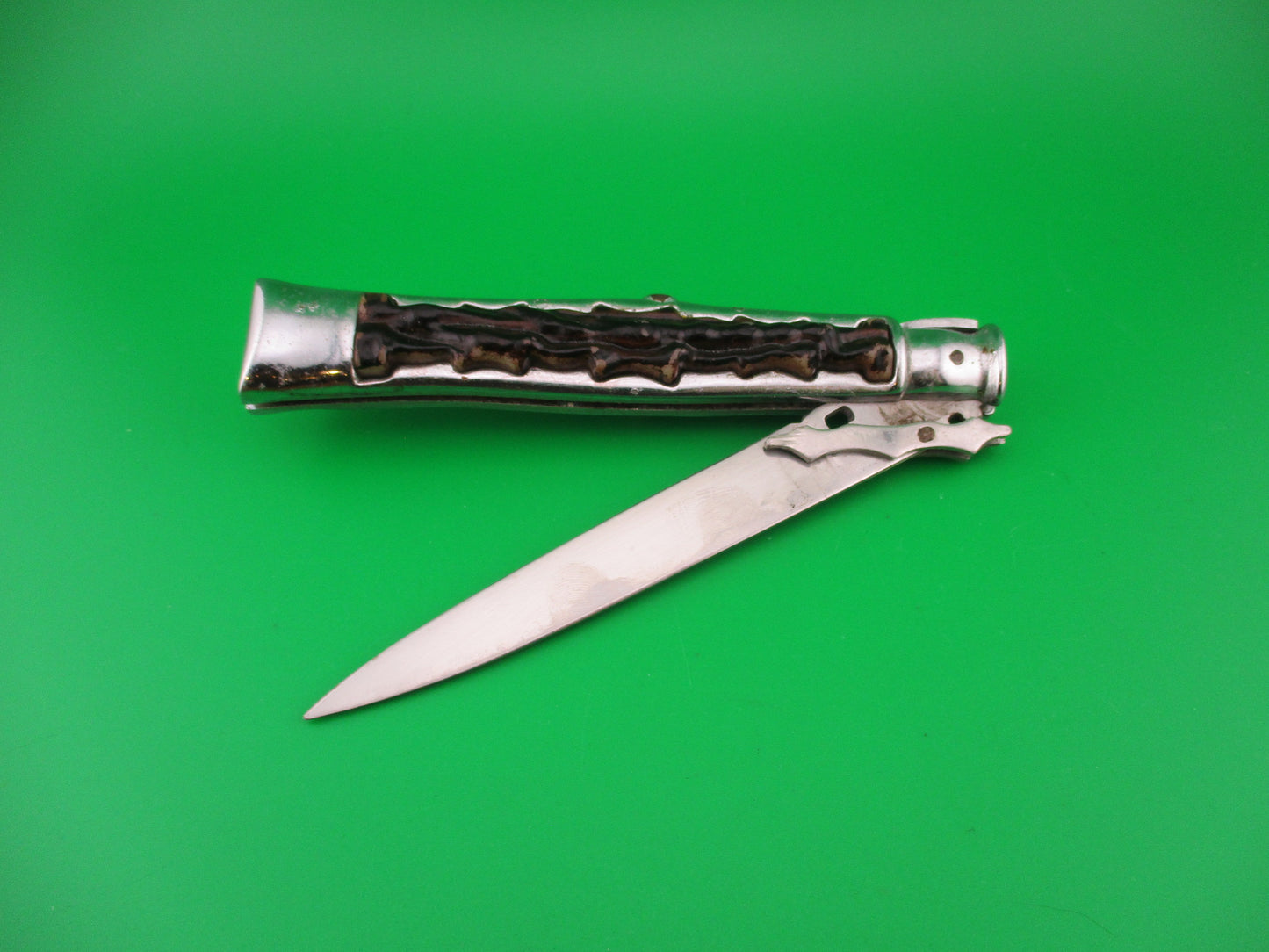 Hellraiser 24cm Spanish Swing Guard Humpback Imitation Stag vintage automatic knife