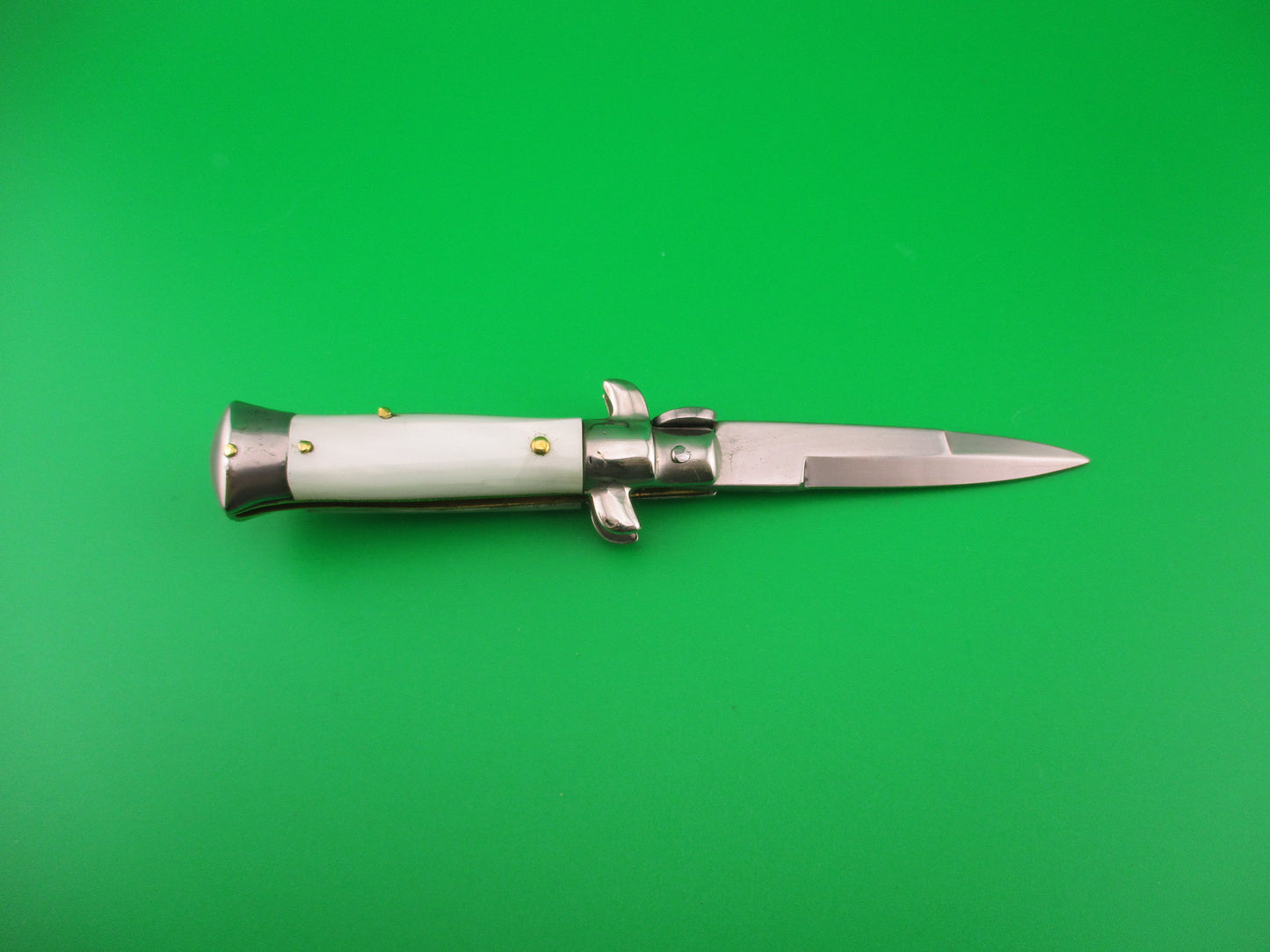 MANIAGO ITALY 12cm Italian Swivel bolster Bayonet Pearlex automatic knife