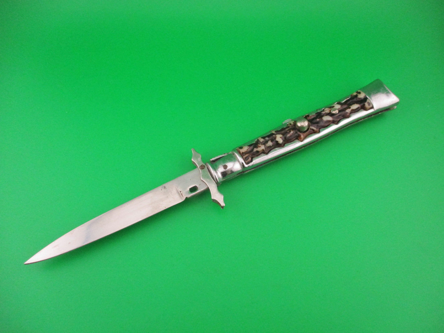 Hellraiser 24cm Spanish Swing Guard Humpback Imitation Stag vintage automatic knife