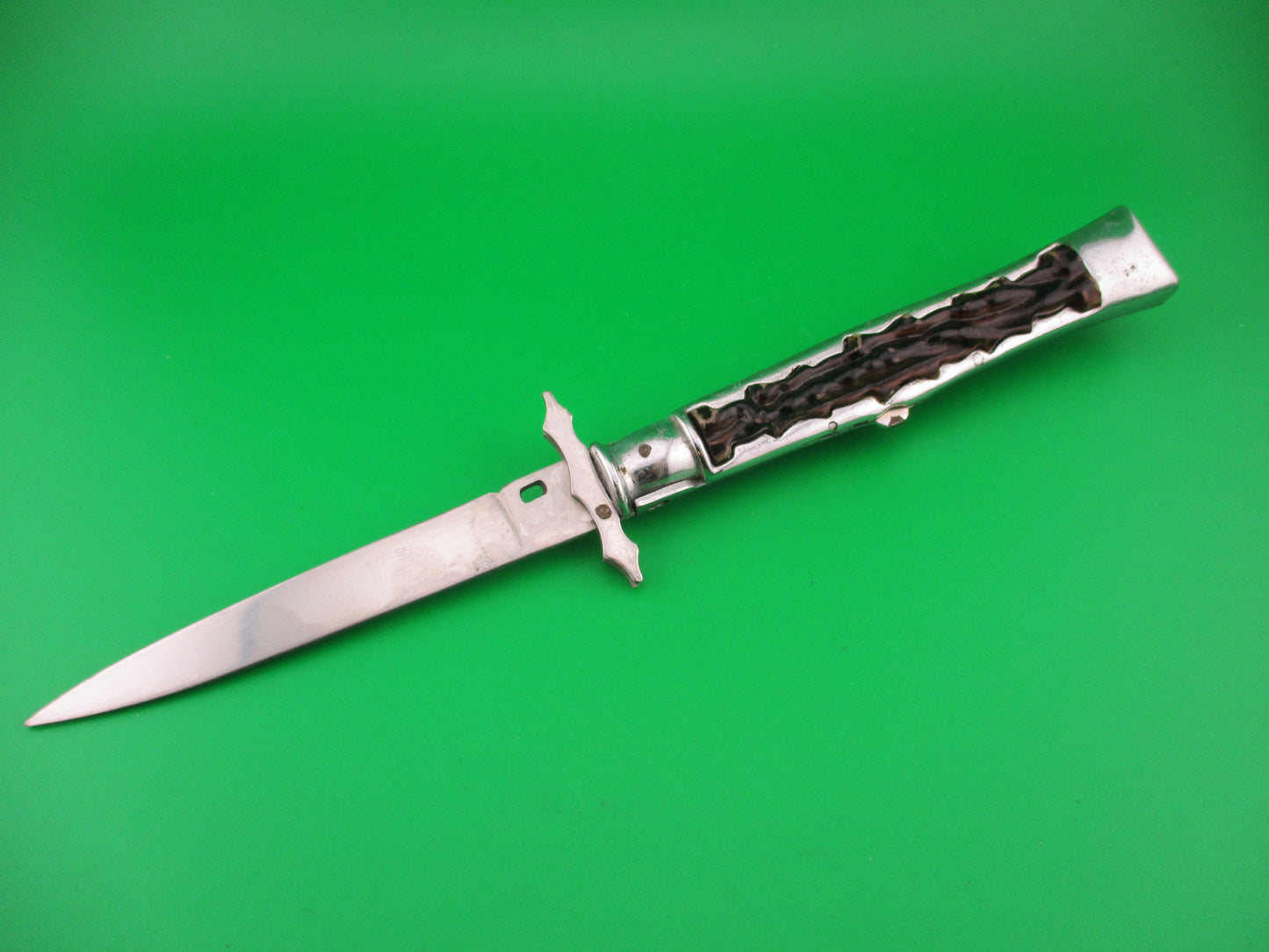 Hellraiser 24cm Spanish Swing Guard Humpback Imitation Stag vintage automatic knife