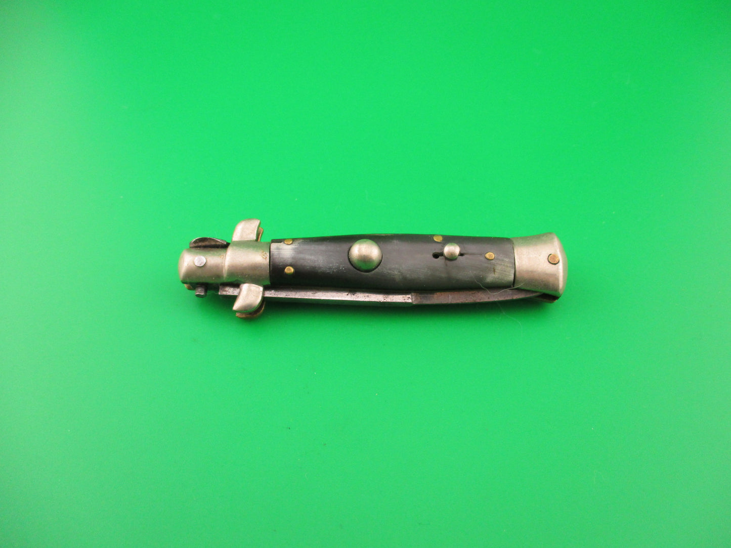 Sterile 16cm Italian picklock 1950s vintage Horn Bayonet automatic knife