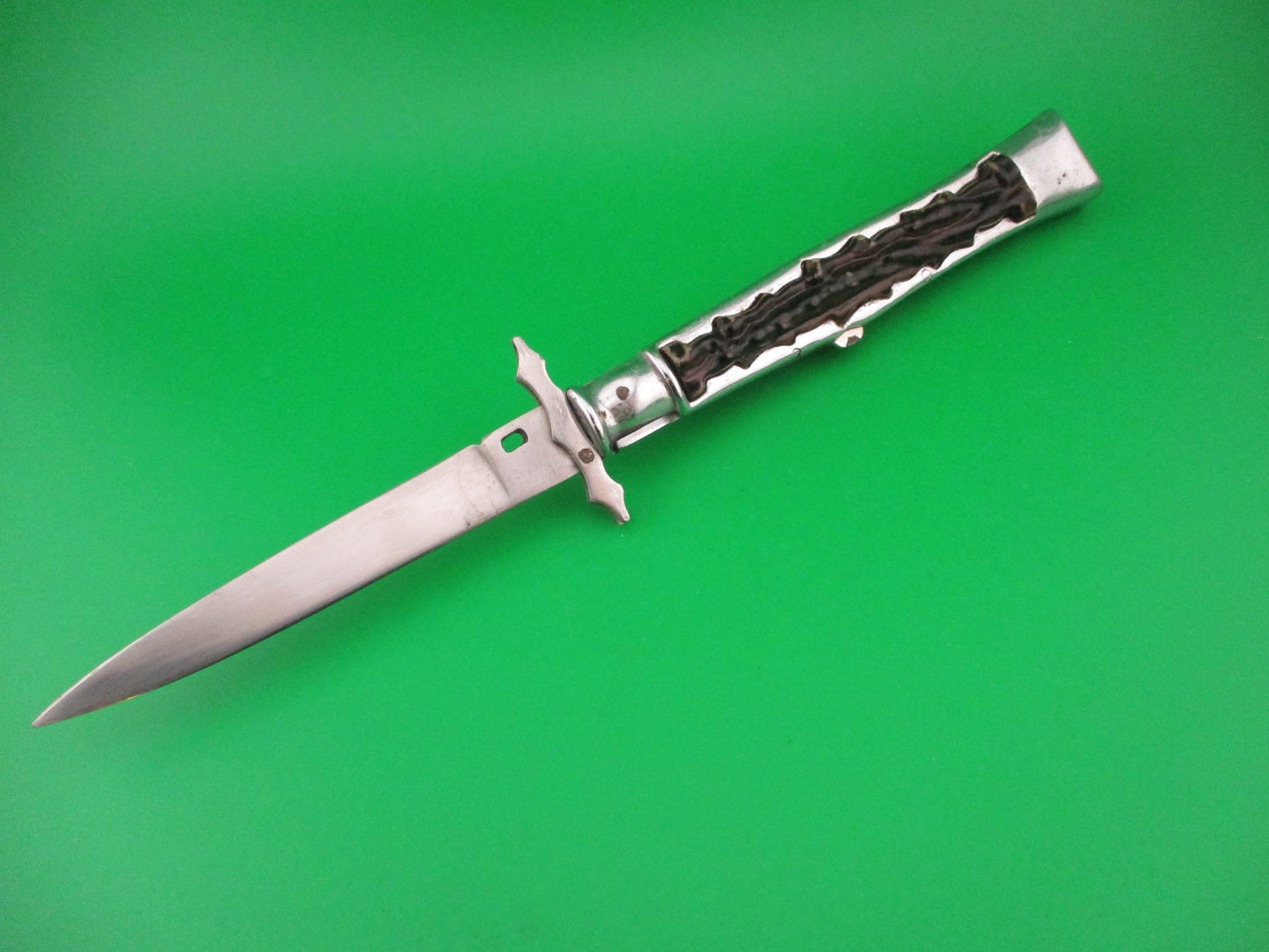 Hellraiser 24cm Spanish Swing Guard Humpback Imitation Stag vintage automatic knife