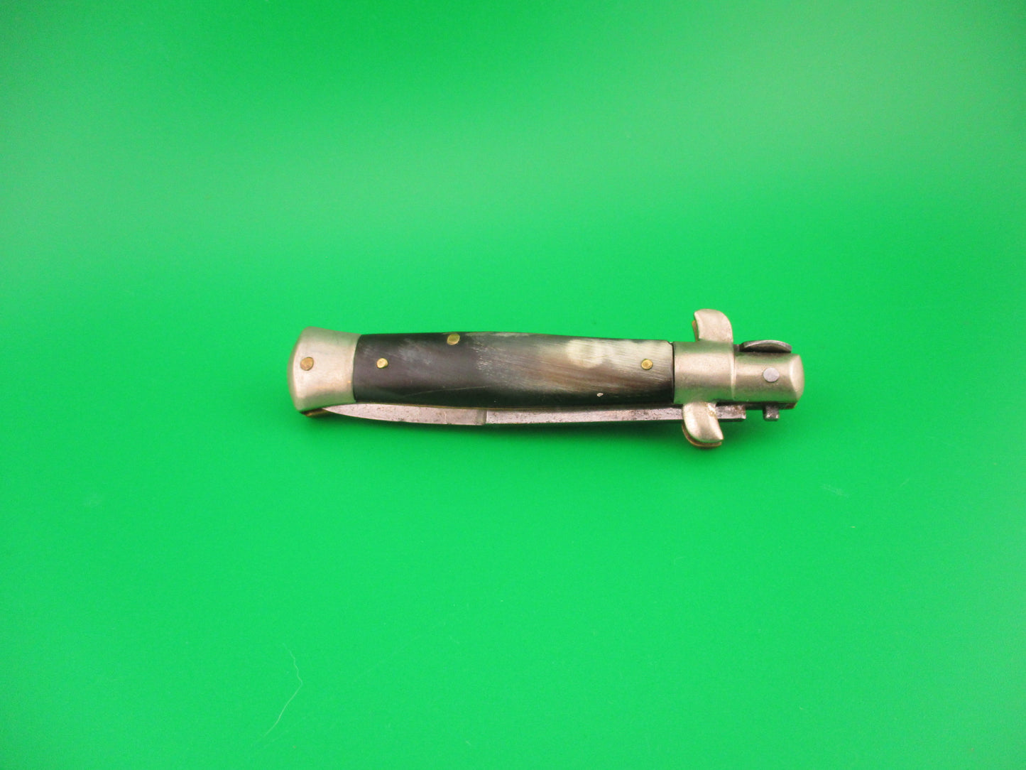 Sterile 16cm Italian picklock 1950s vintage Horn Bayonet automatic knife