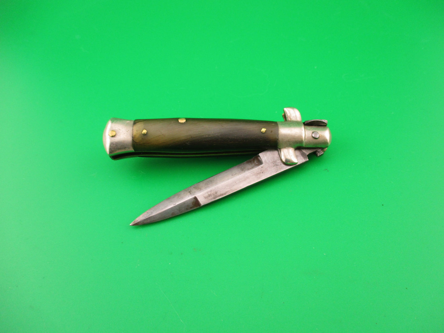 Sterile 14cm Italian picklock 1950s vintage bayonet horn automatic knife
