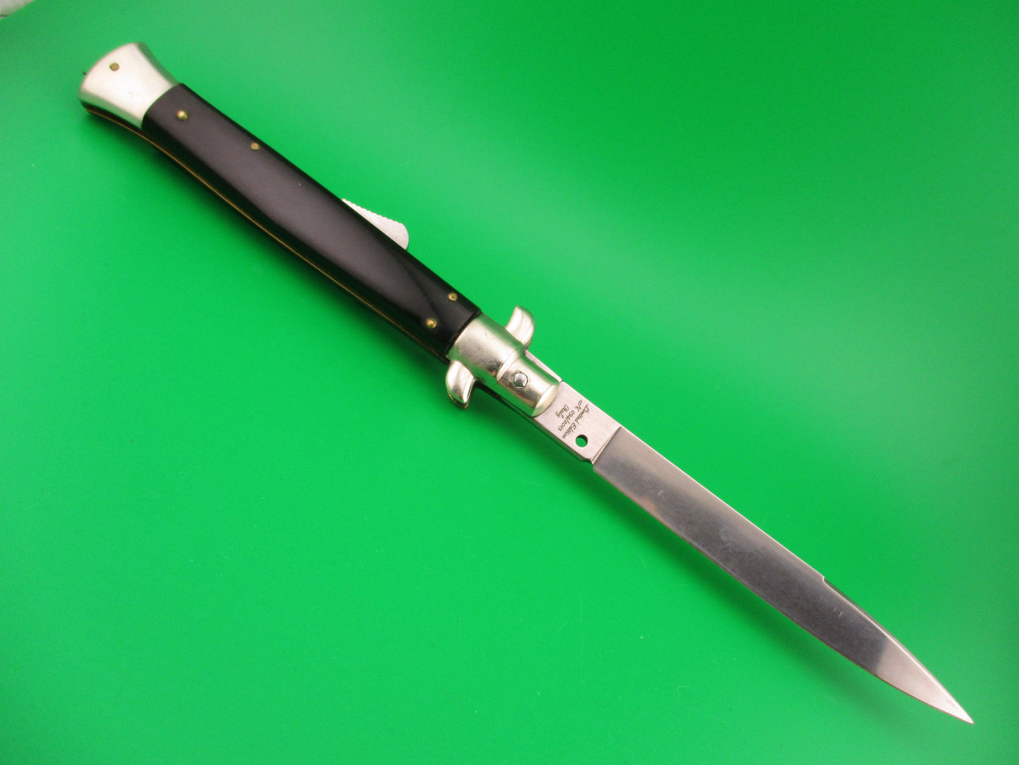Frank Beltrame 28cm Italian Humpback Horn Limited Edition automatic knife