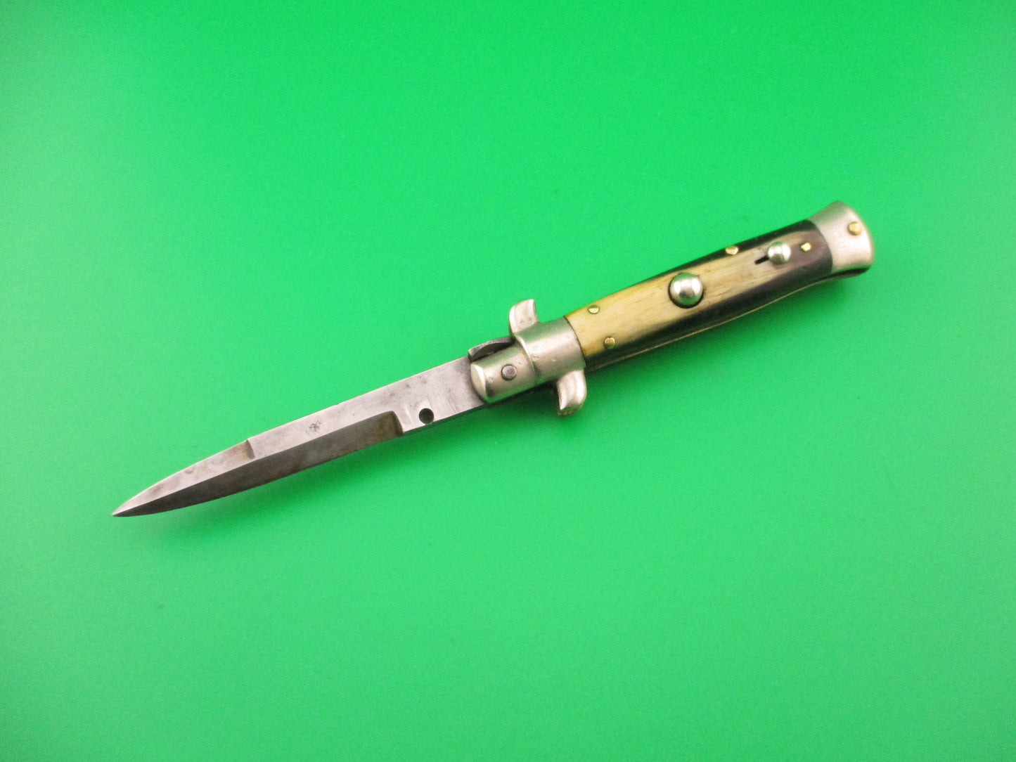 Sterile 14cm Italian picklock 1950s vintage bayonet horn automatic knife