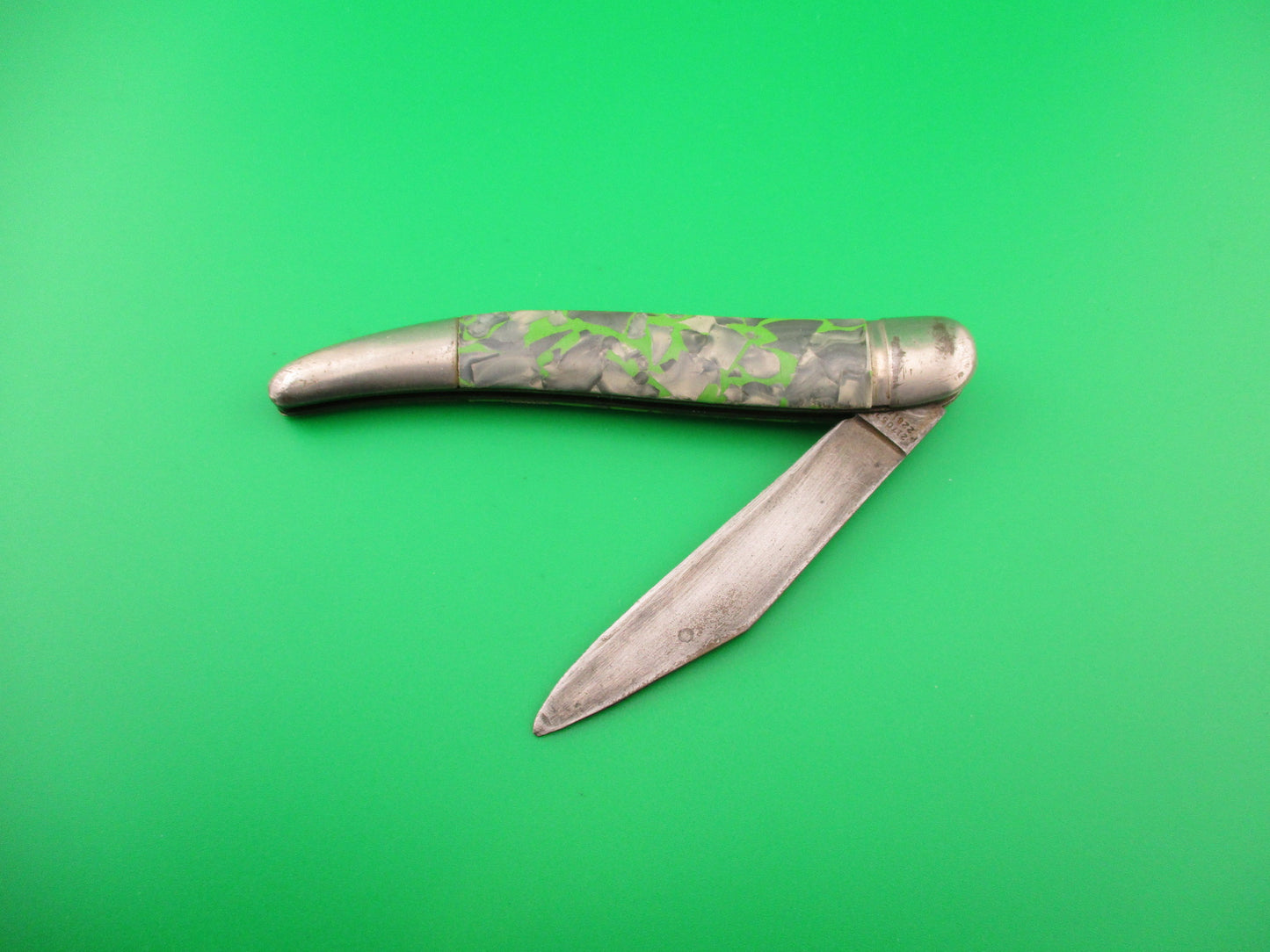 Hammer Brand Imperial Toothpick Gray Pearl & Green 1950s switchblade Book knife