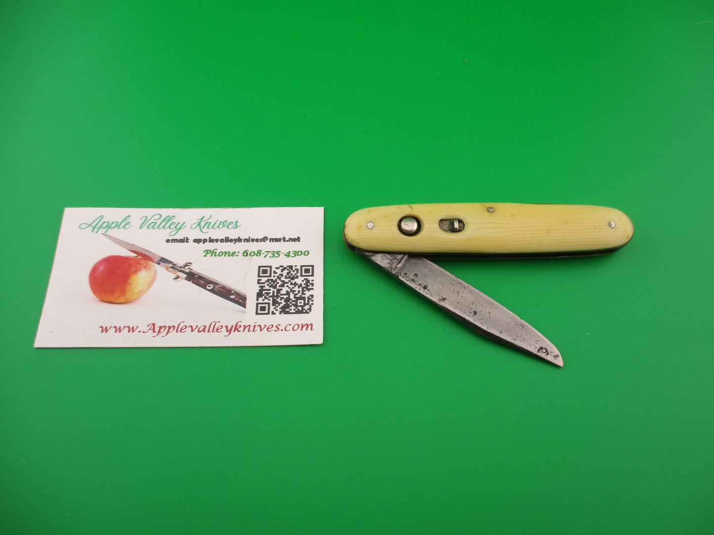 SCHRADE CUT CO Large 3 3/4" Single Ivory celluloid automatic knife