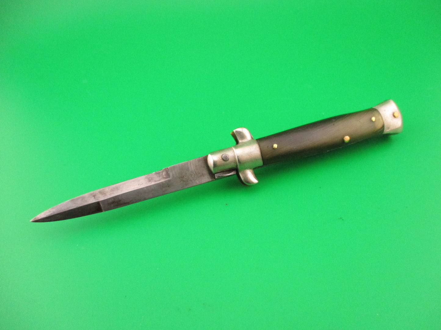 Sterile 14cm Italian picklock 1950s vintage bayonet horn automatic knife