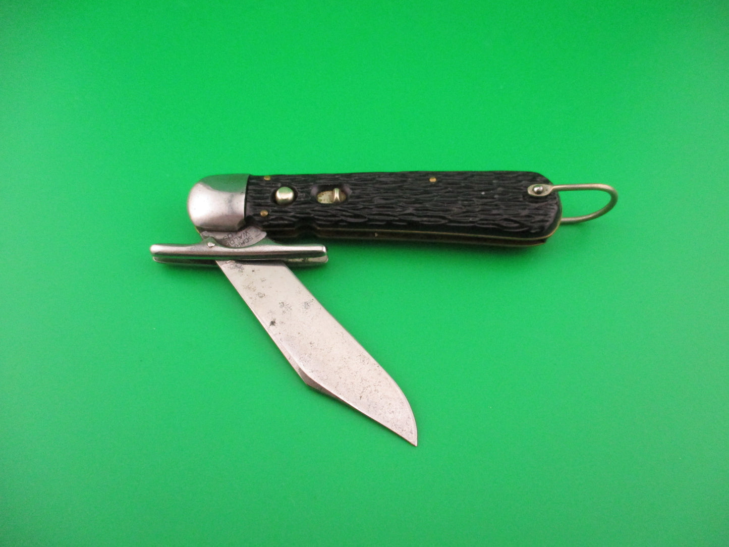 RARE Schrade Walden Folding Guard Scout w Lanyard ring Vintage automatic knife