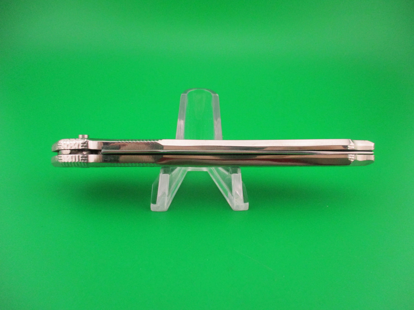 Sterile 22cm Russian All Metal Lion Soldier Decorated Coil Spring Automatic knife