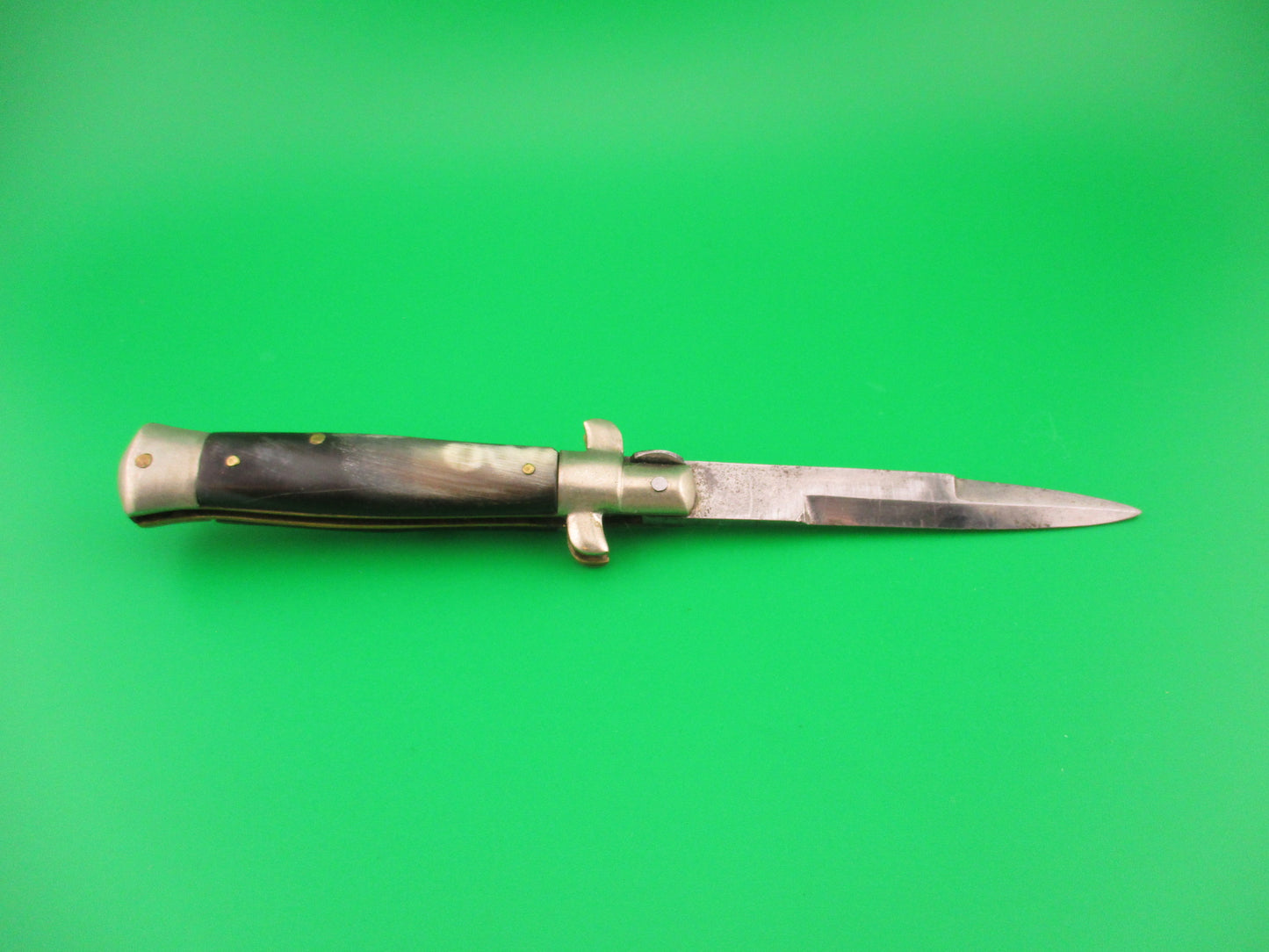 Sterile 16cm Italian picklock 1950s vintage Horn Bayonet automatic knife