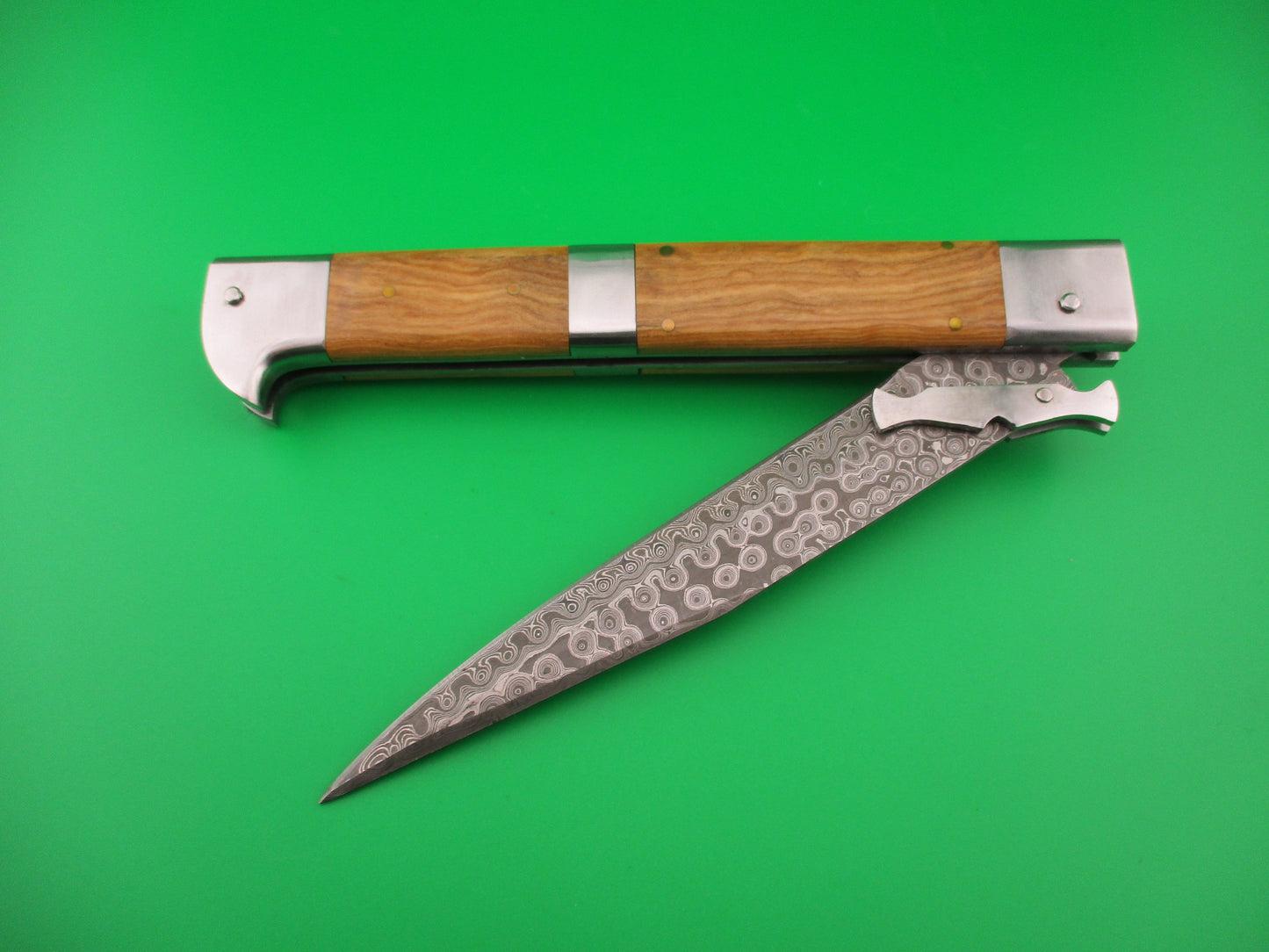 Ahmad 33cm Custom Bird's Head Damascus Saber Swing Guard automatic knife