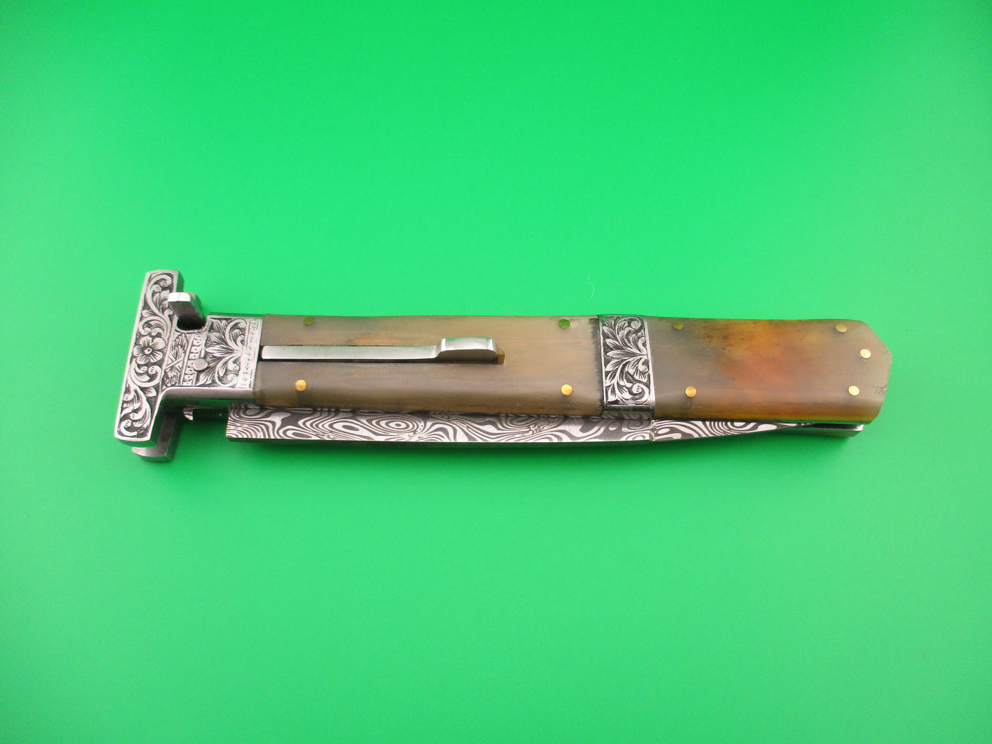 Unmarked 32cm Custom T Bolster Prioletta Damascus Horn Engraved automatic knife