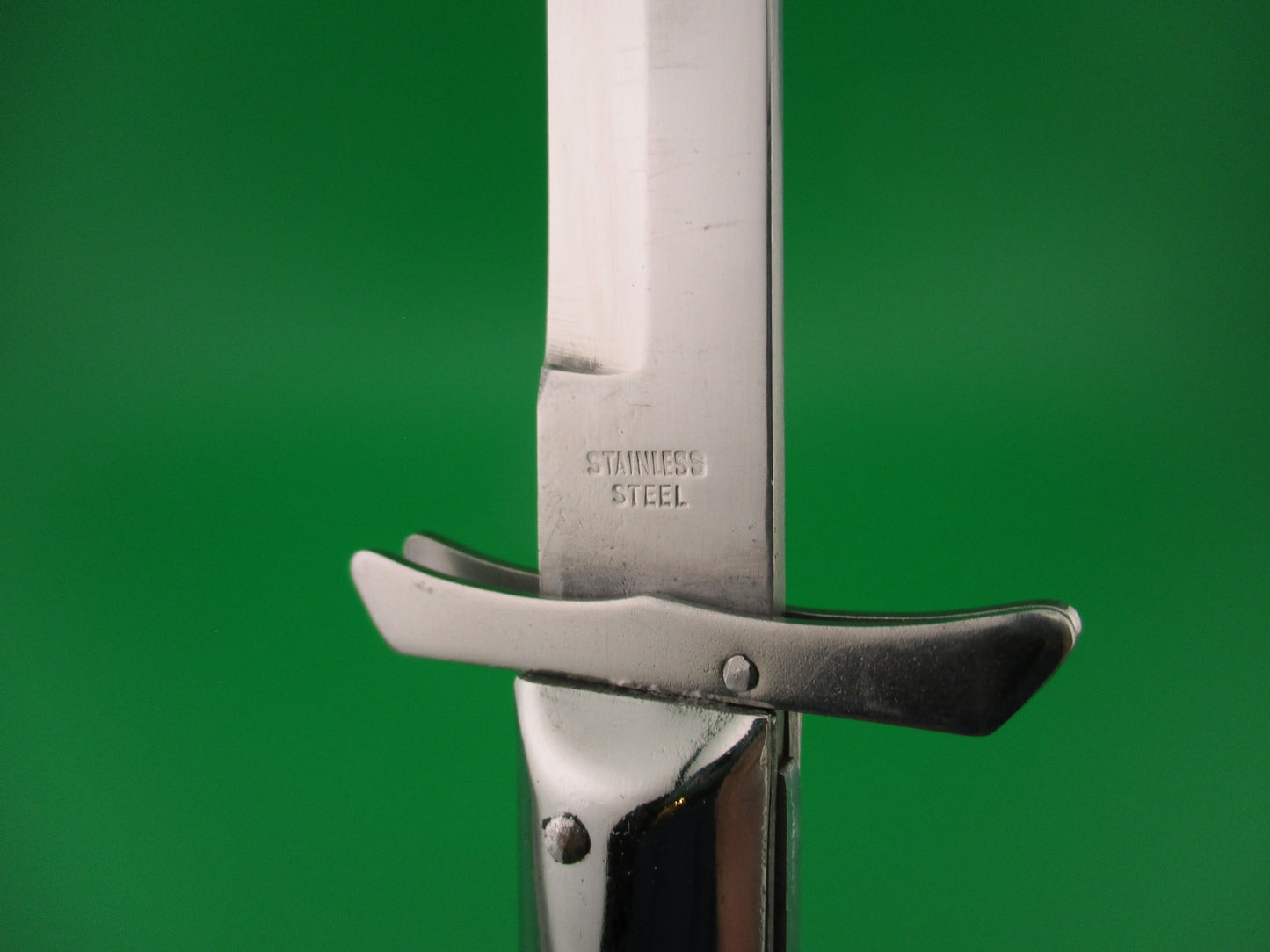 Stainless Steel 26cm Vintage SPRING KNIFE Swing guard NOS automatic knife