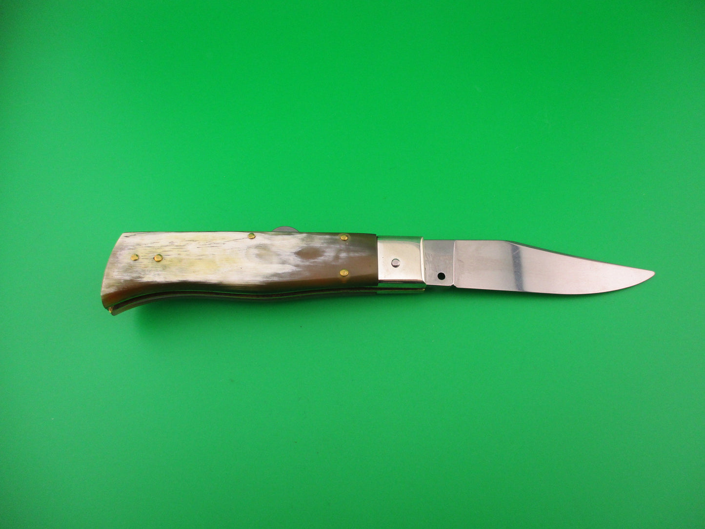 DM Dolphin 20cm Italian Humpback Red Dot Hunter Honey & Cream automatic knife