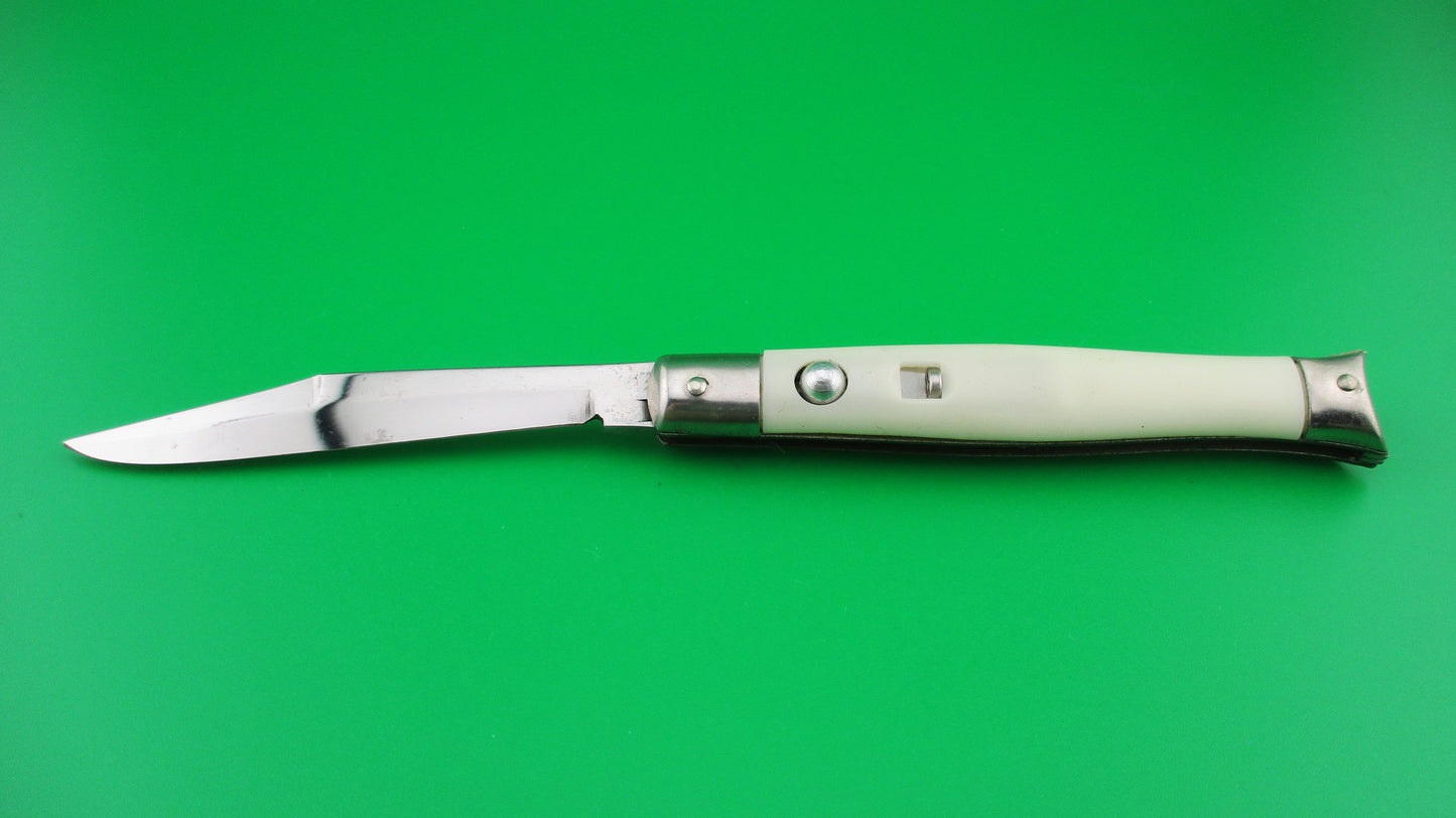 COLONIAL SHUR SNAP Fishtail White NOS Vintage switchblade