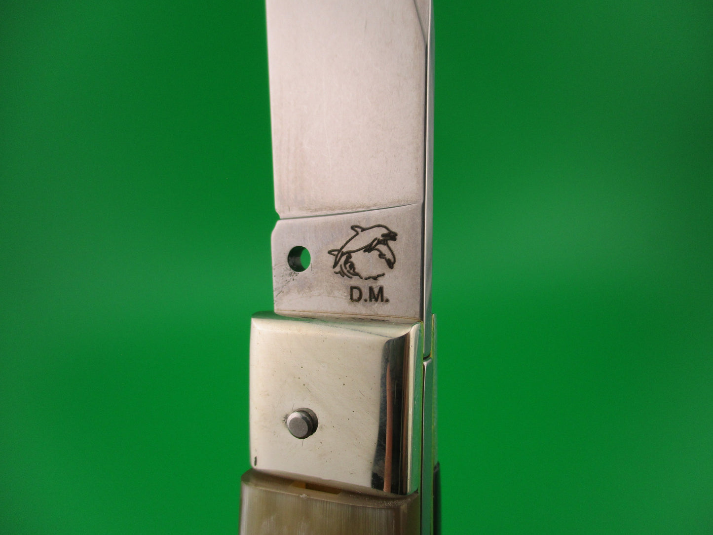 DM Dolphin 20cm Italian Humpback Red Dot Hunter Honey & Cream automatic knife