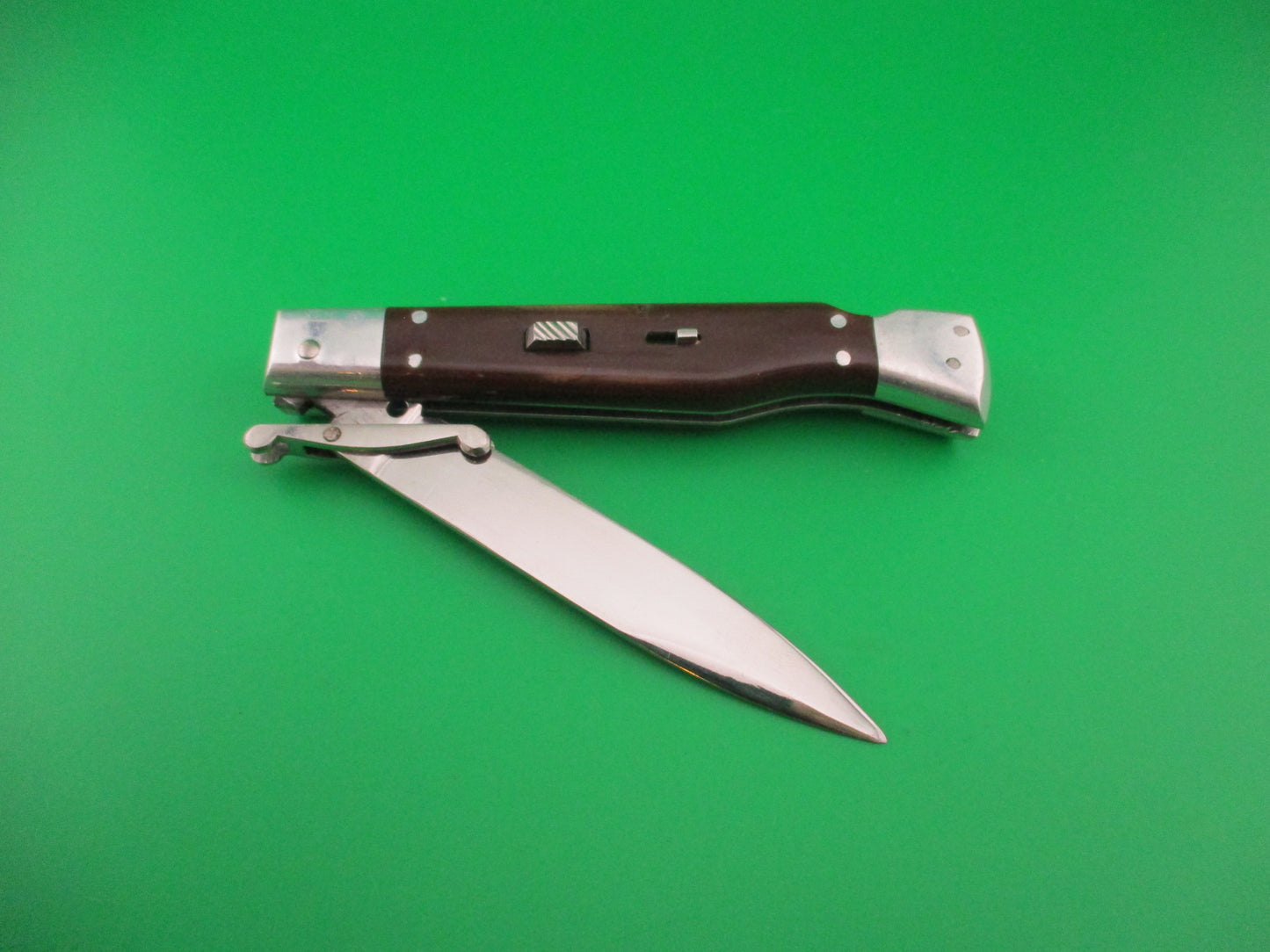 RPK 22cm Russian Prison Swing Guard rectangular button automatic knife