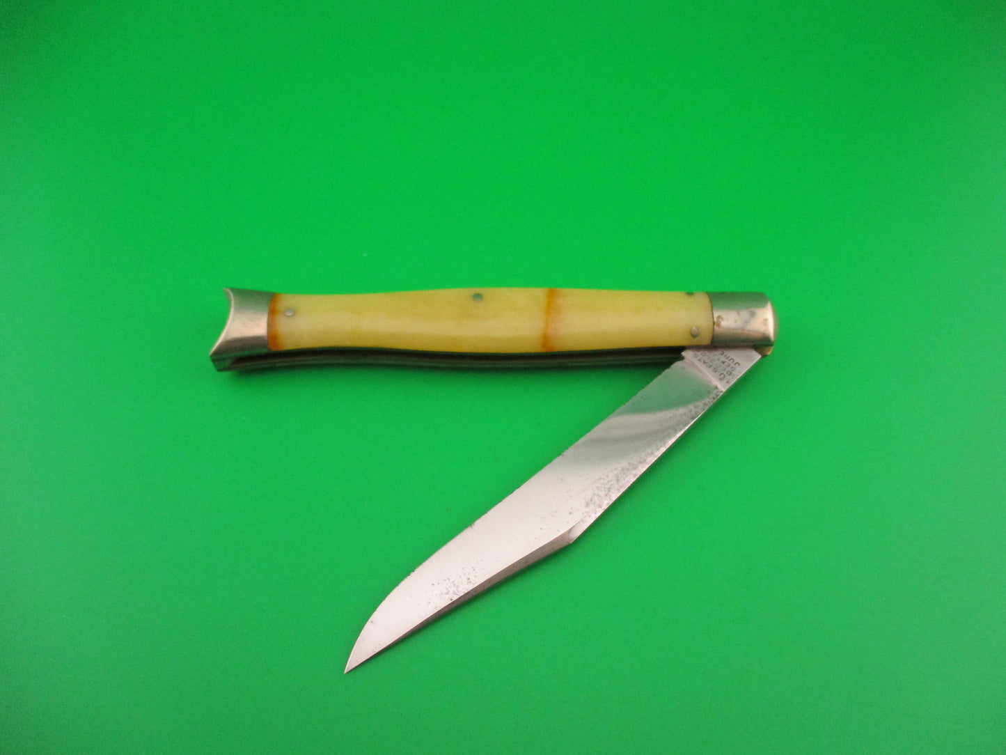 Schrade Cut Co Fishtail #1514AC Dreamsicle celluloid vintage switchblade knife