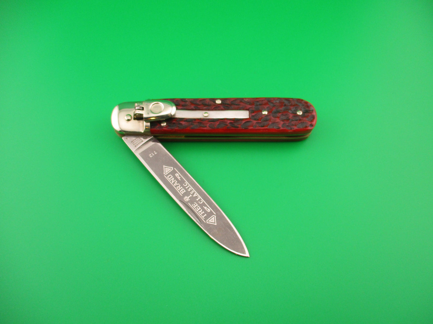 BOKER TREE BRAND CLASSIC 712 11cm German Lever automatic knife Red jigged bone