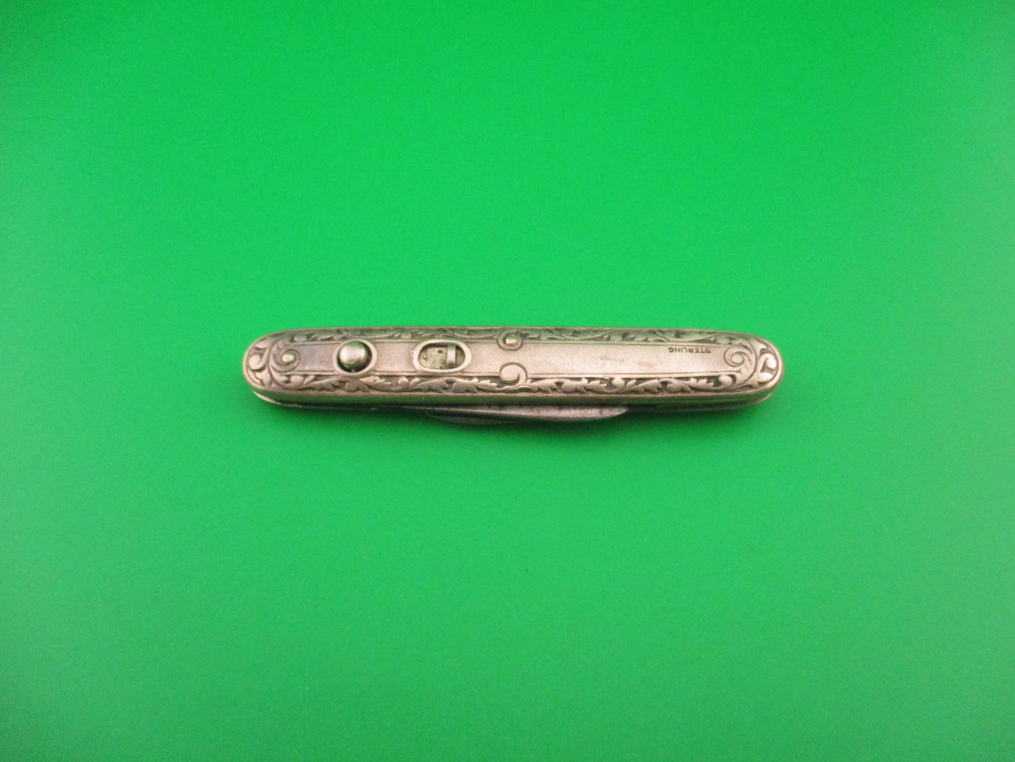 SHAPLEIGH DE HDW CO Small 2 7/8" Sterling Double Deluxe Scroll automatic knife B23