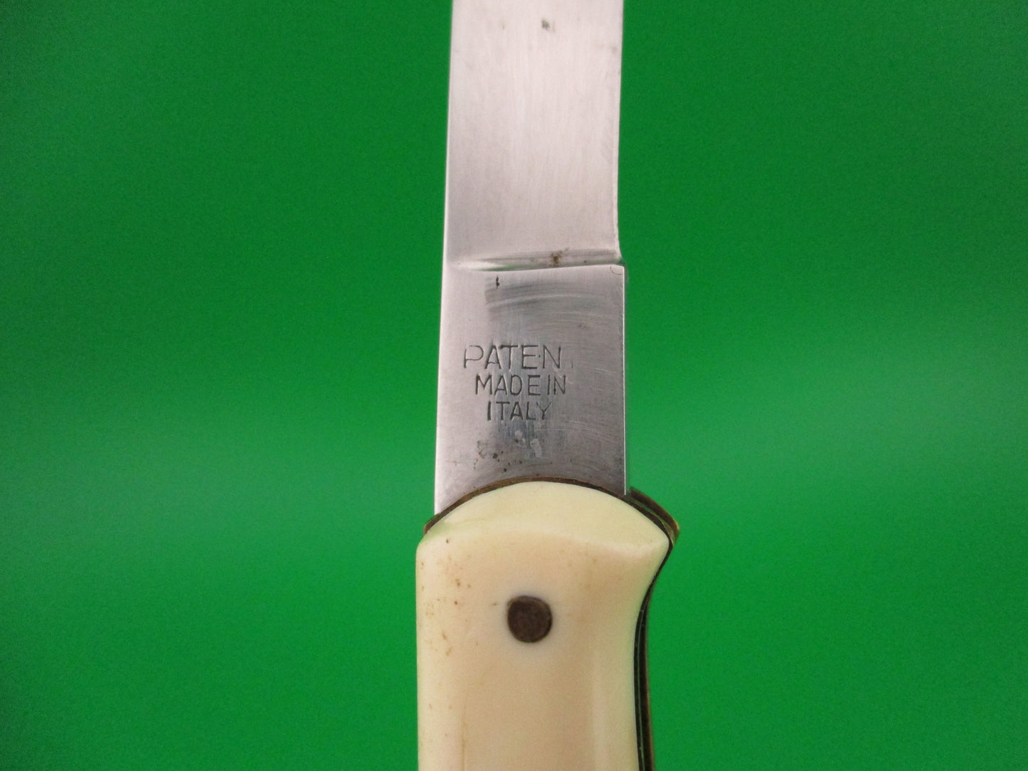 VIRGINIA INOX 21cm Ackermannchen style White Vintage Italian Switchblade
