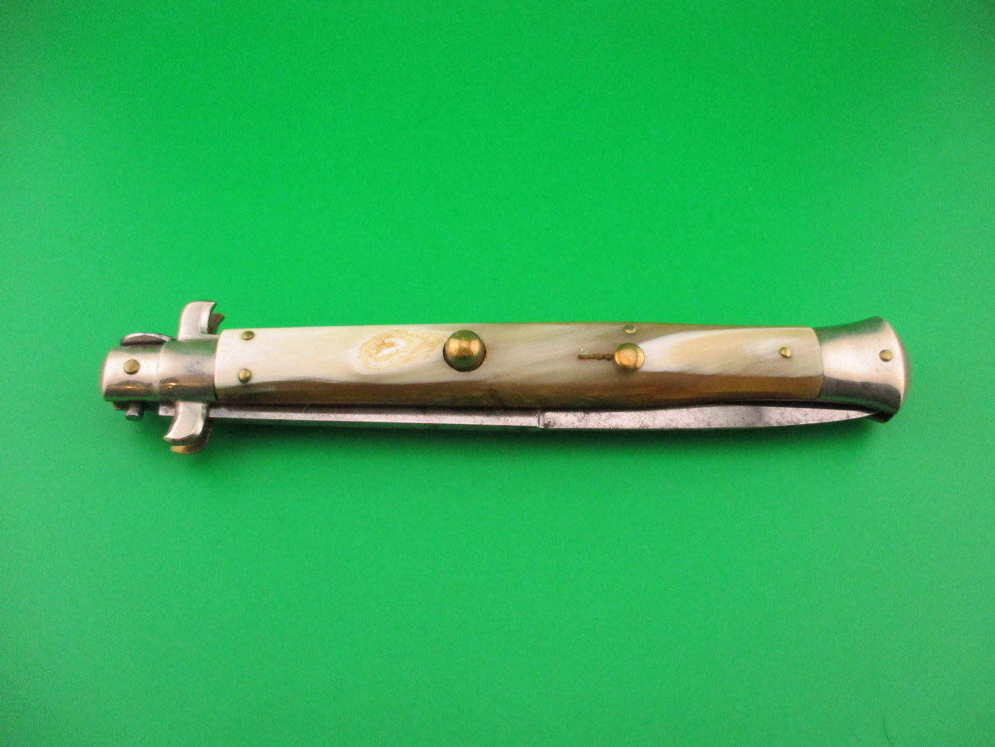 Sterile 33cm Italian Picklock Flat Guard Wasp body 1940s vintage automatic knife